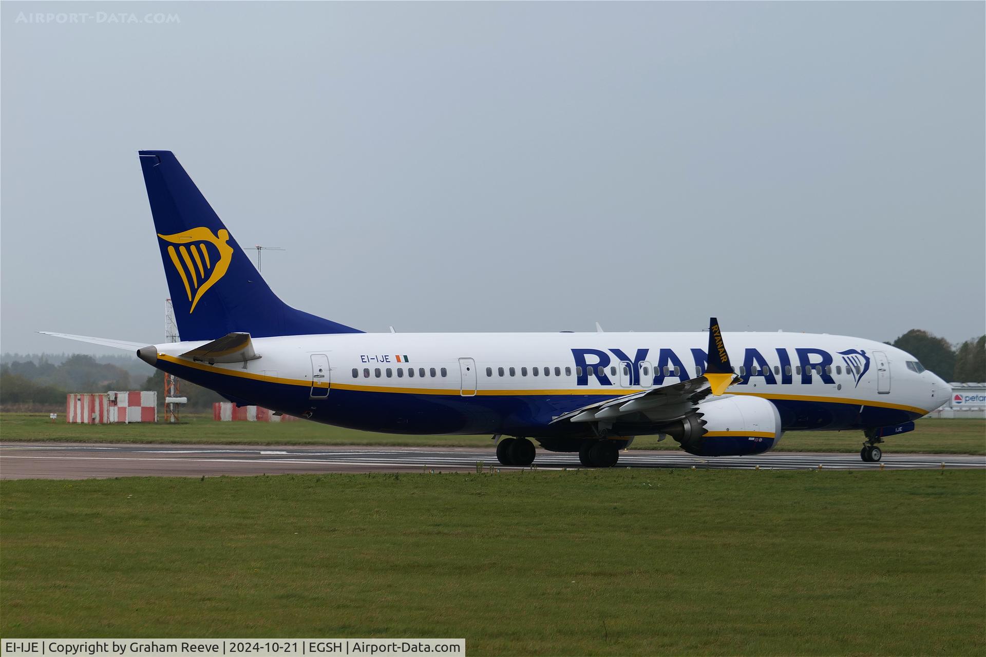 EI-IJE, 2023 Boeing 737-8-200 MAX C/N 67106, Departing from Norwich.