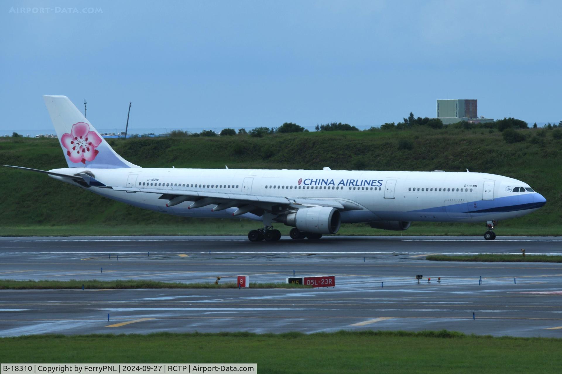 B-18310, 2005 Airbus A330-302 C/N 714, Arrival of China A333
