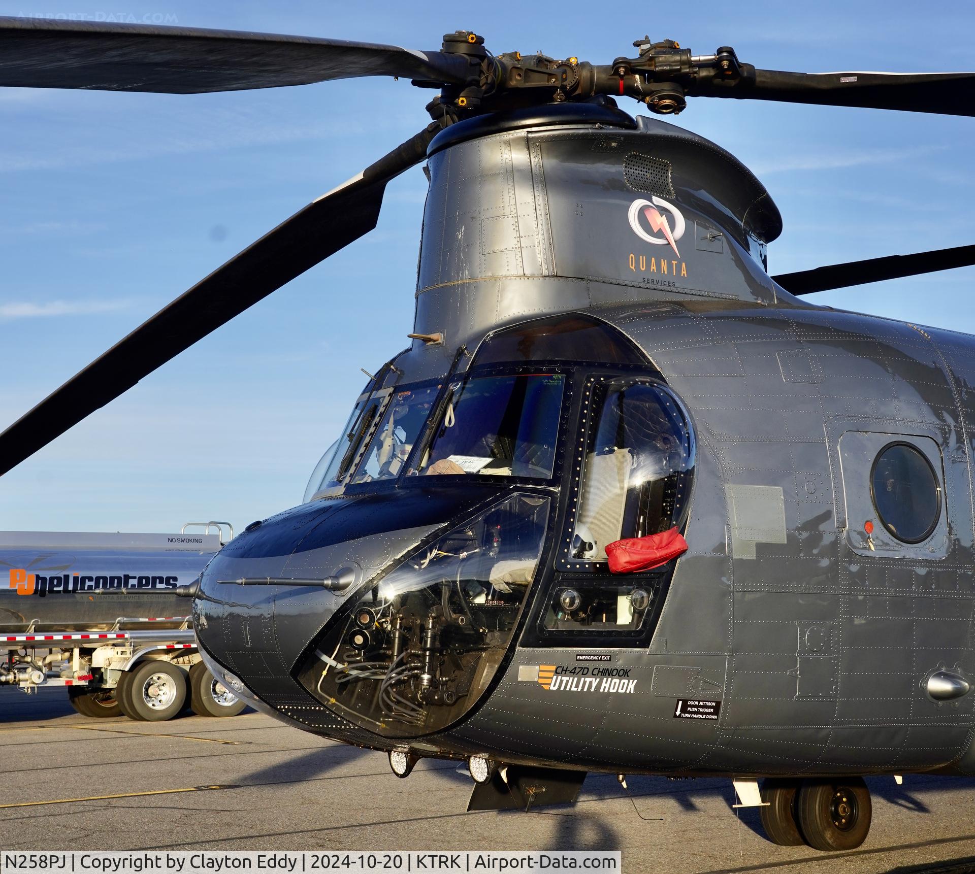 N258PJ, 1991 Boeing CH-47D C/N (M3407) 91-0258, Truckee Tahoe airport in California 2024.