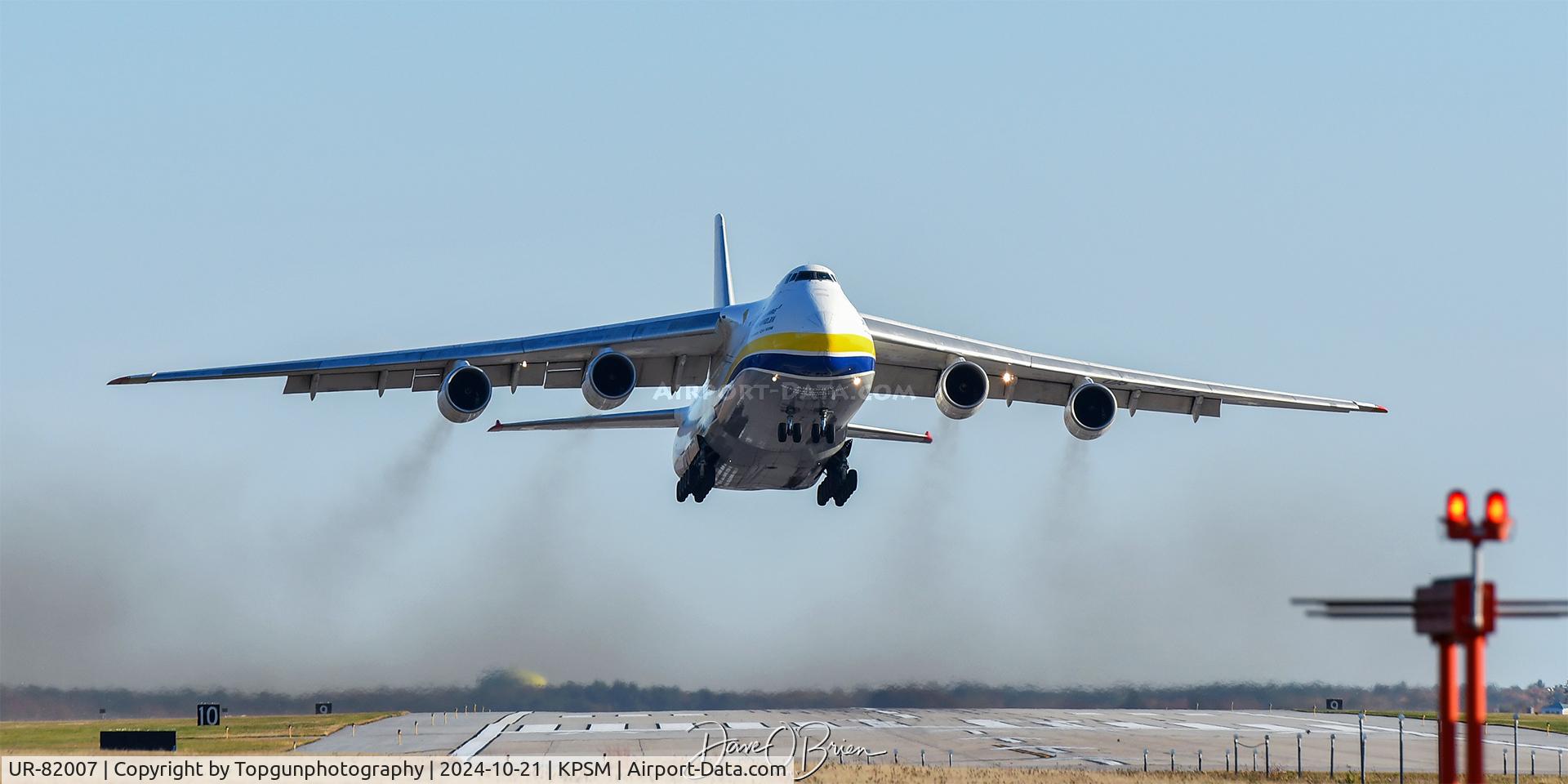 UR-82007, 1988 Antonov An-124-100 Ruslan C/N 19530501005, Quick turn after filling up and off to EU