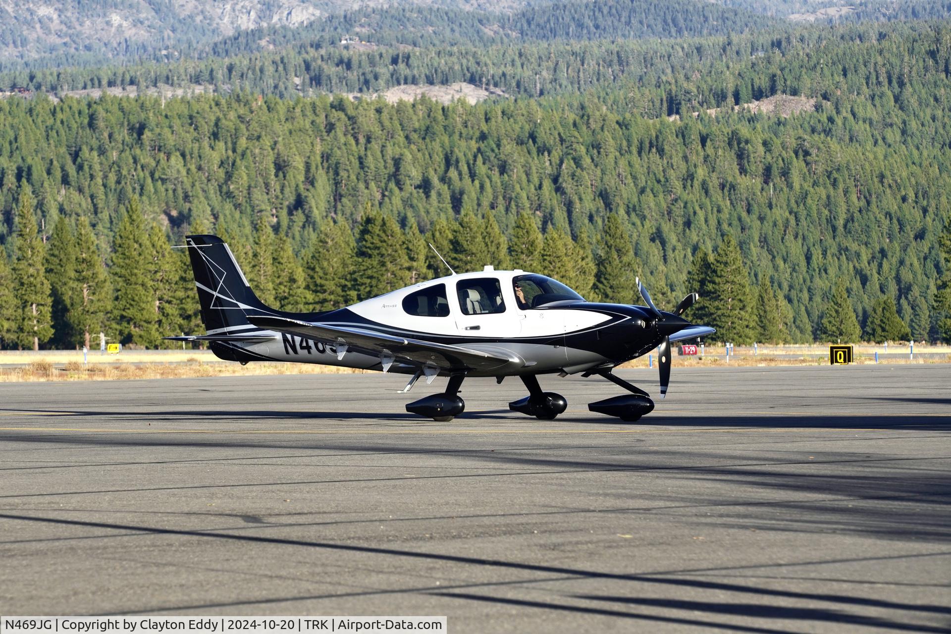 N469JG, 2020 Cirrus SR22T C/N 2100, Truckee Tahoe airport in California 2024.