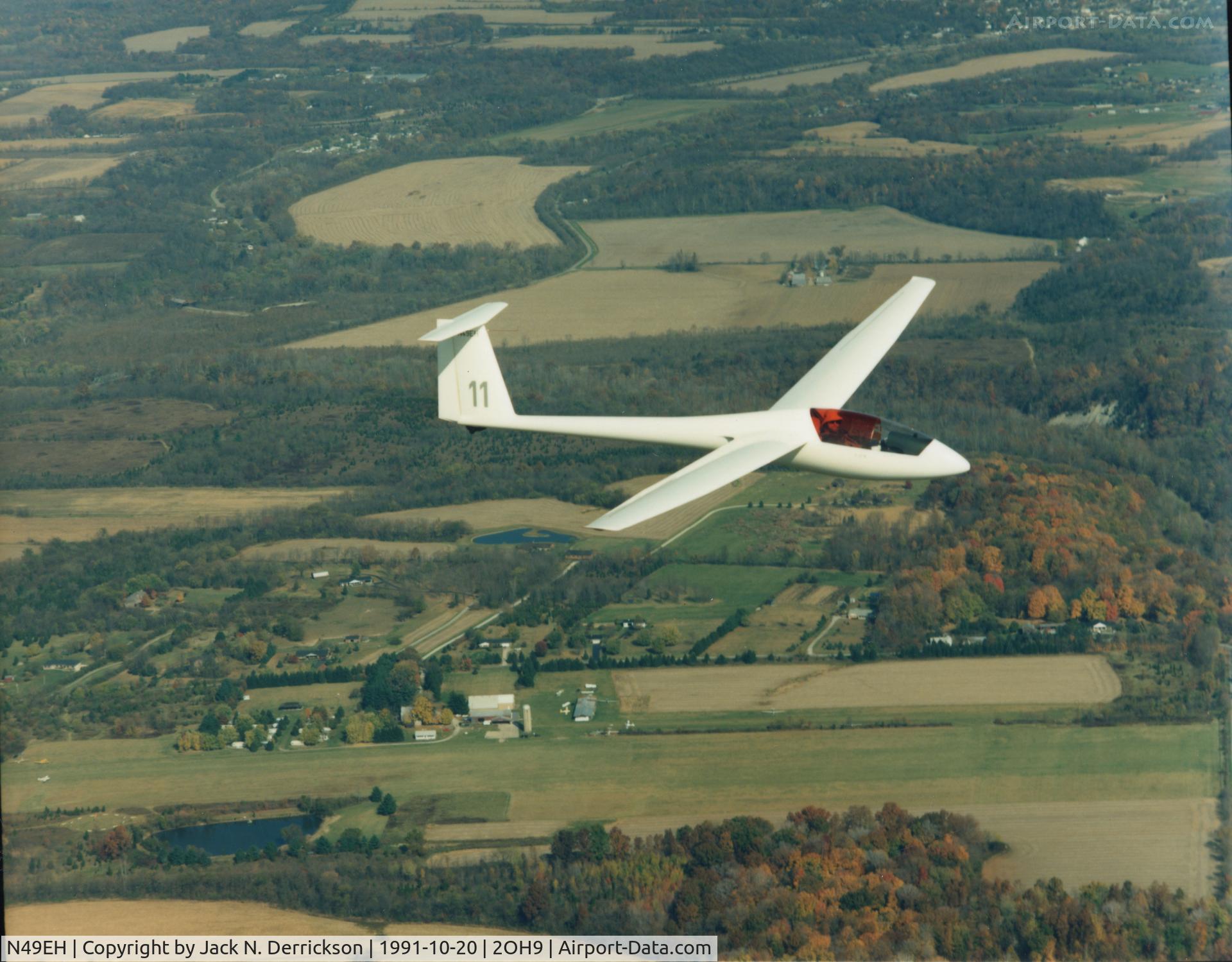 N49EH, Rolladen-Schneider LS-4 C/N 4005, Photos by Jim Walasek.