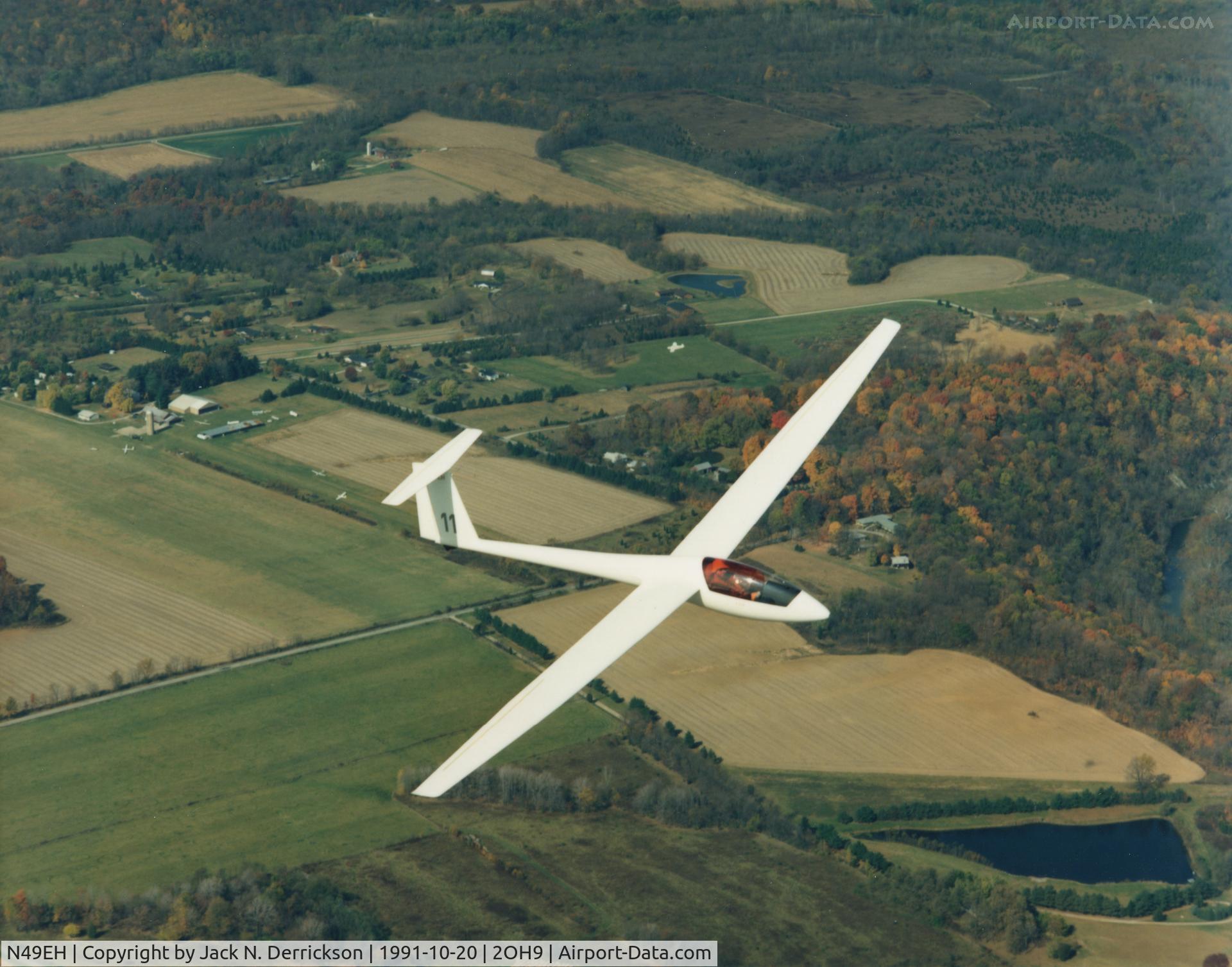 N49EH, Rolladen-Schneider LS-4 C/N 4005, Photos by Jim Walasek.