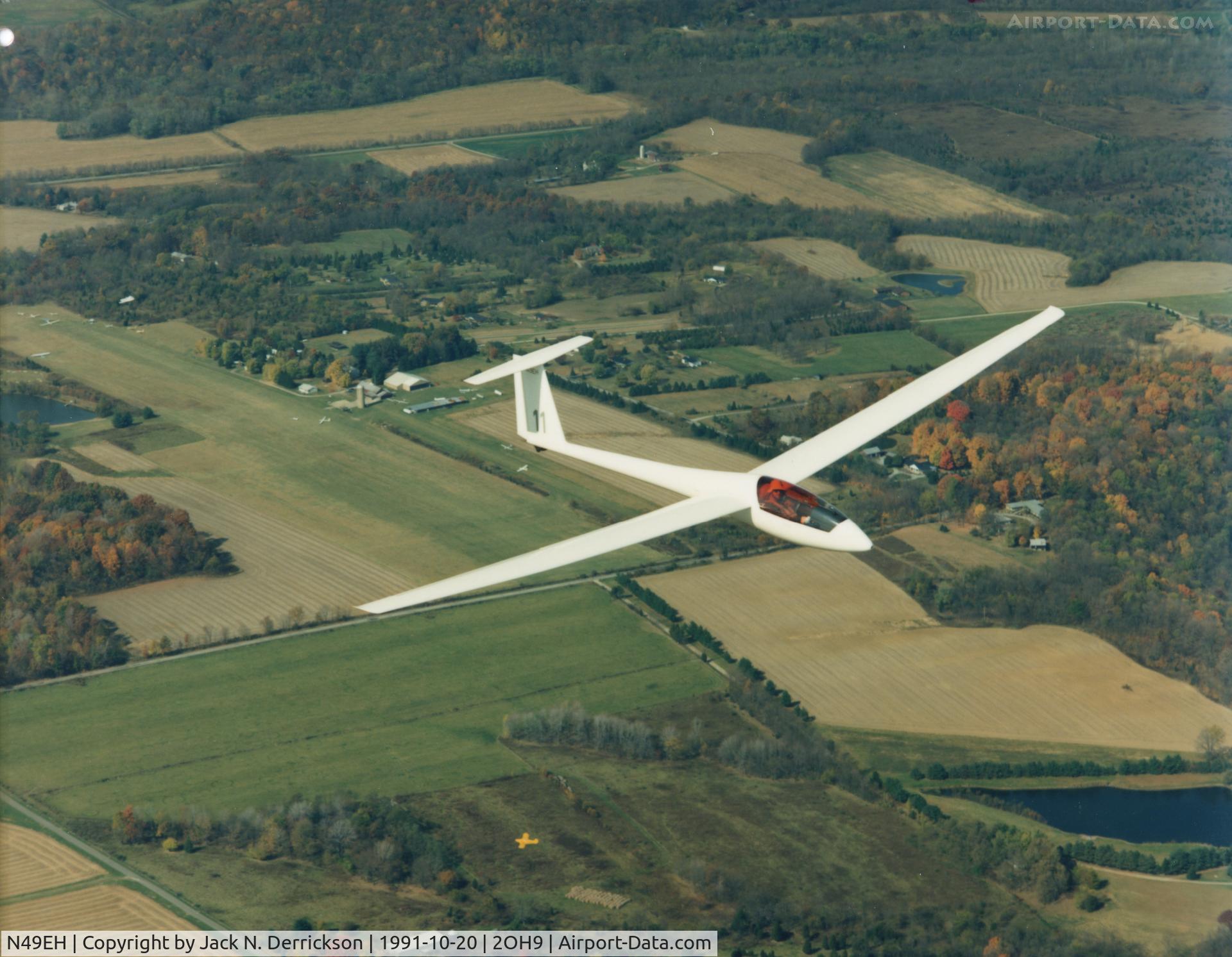 N49EH, Rolladen-Schneider LS-4 C/N 4005, Photos by Jim Walasek.