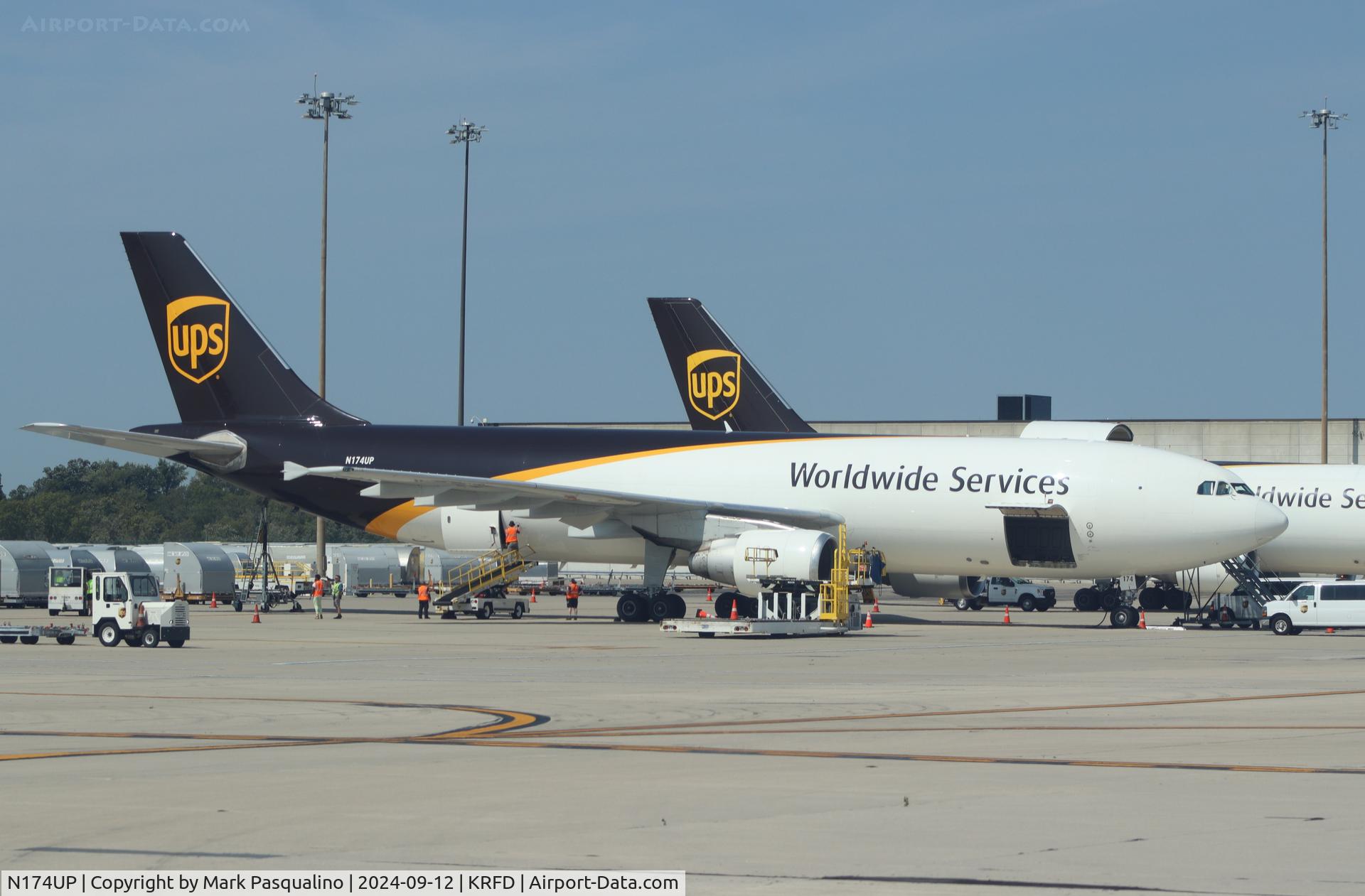 N174UP, 2006 Airbus A300F4-622R C/N 0869, Airbus A300F4-622R