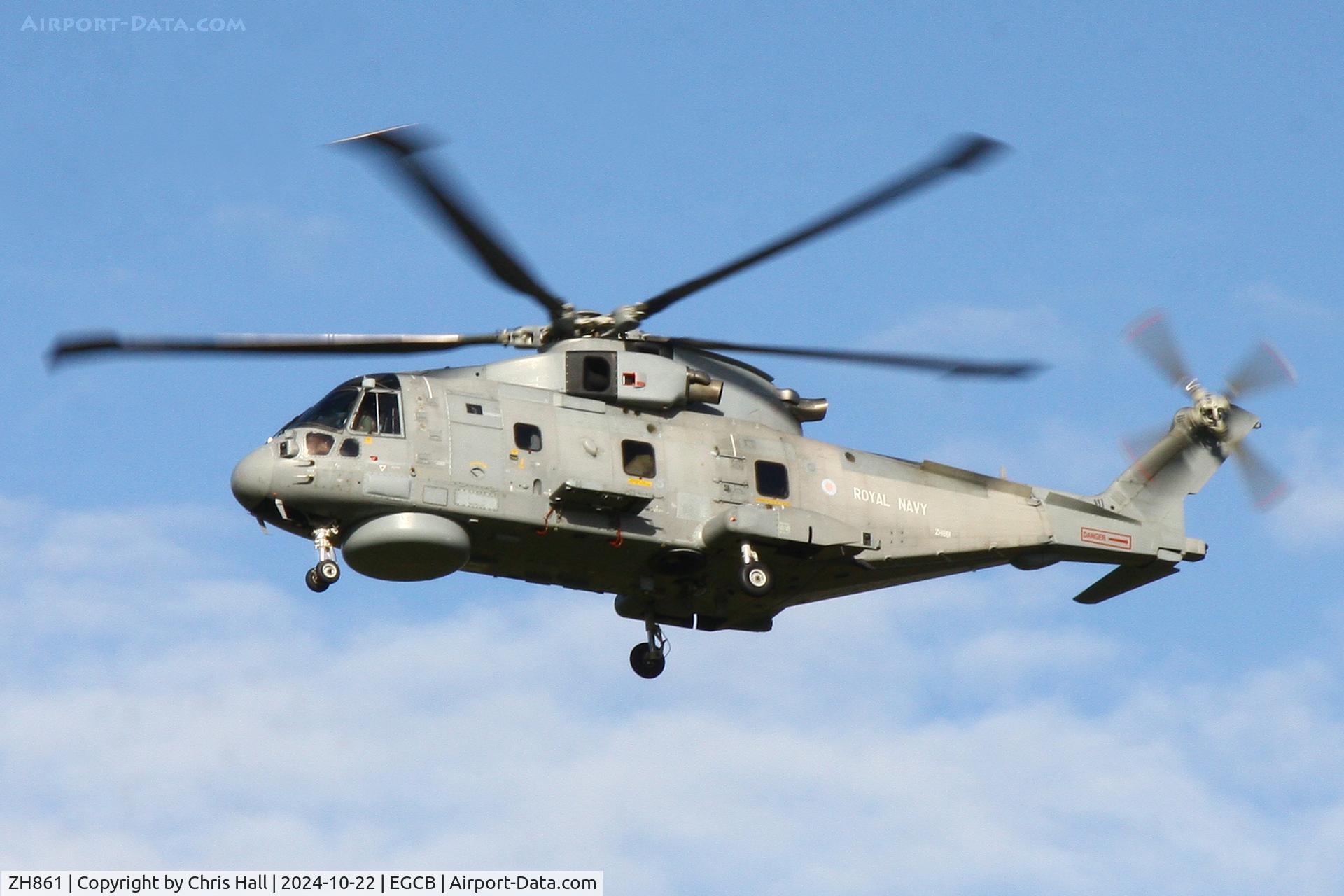 ZH861, AgustaWestland EH-101 Merlin HM.2 C/N 50168/RN41, Arriving at Barton for a RRR