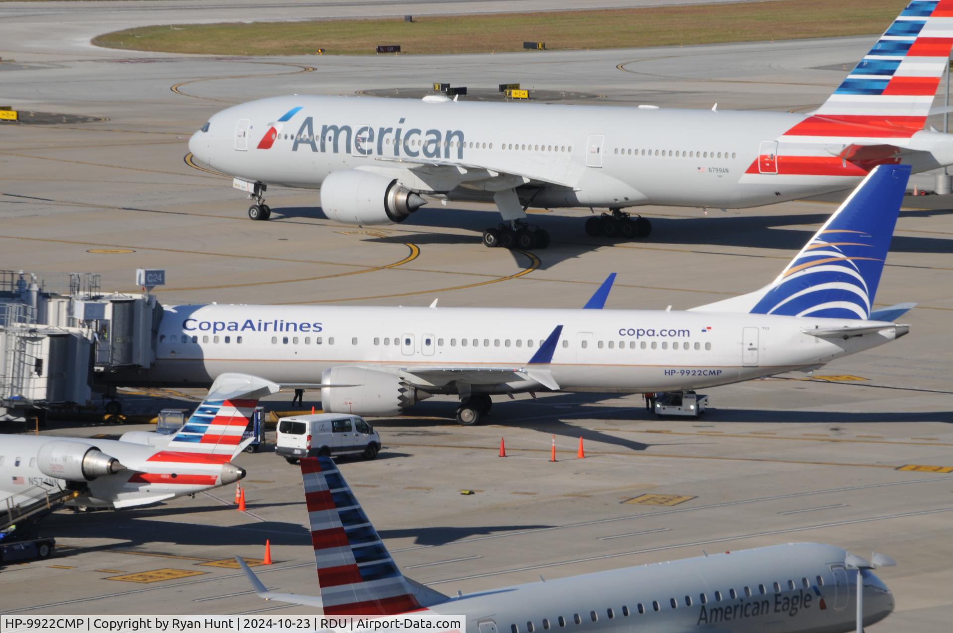 HP-9922CMP, 2023 Boeing 737-9 MAX C/N 44208, Probably the first photo on the internet of 9922CMP with a new 