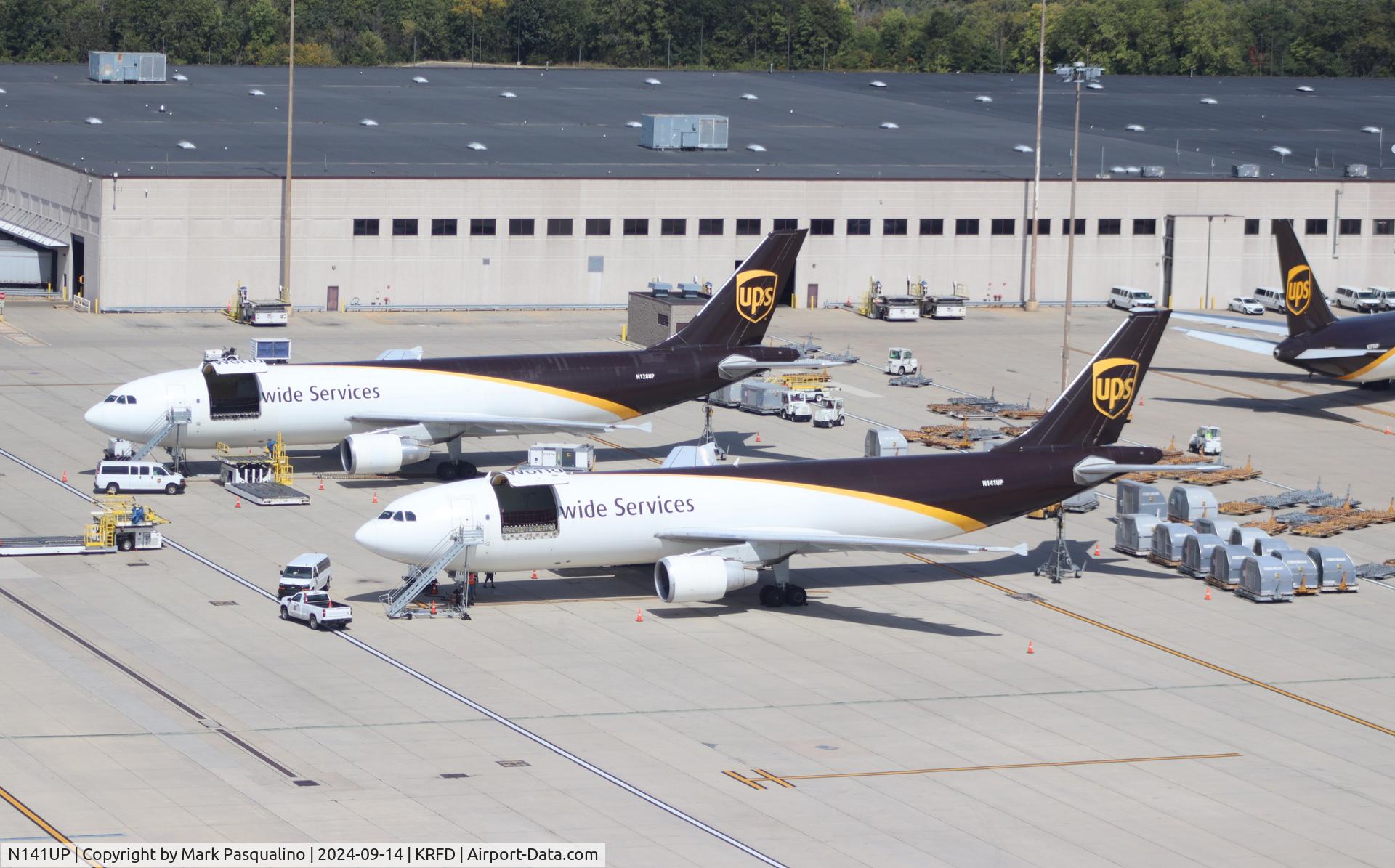 N141UP, 2002 Airbus A300F4-622R C/N 0824, Airbus A300F4-622R