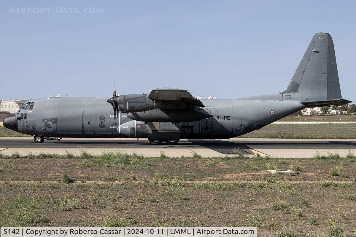 5142, 1988 Lockheed C-130H-30 Hercules C/N 382-5142, Charlie