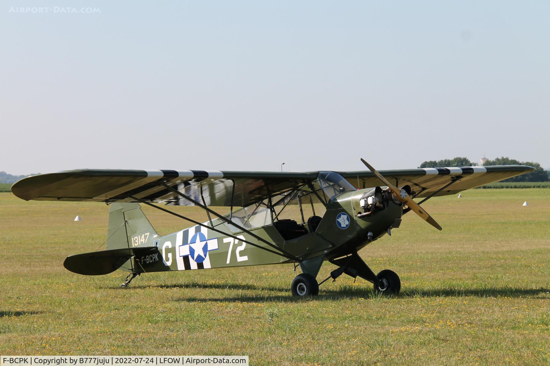 F-BCPK, 1945 Piper L-4J Grasshopper (J3C-65D) C/N 13147, at Saint-Quentin