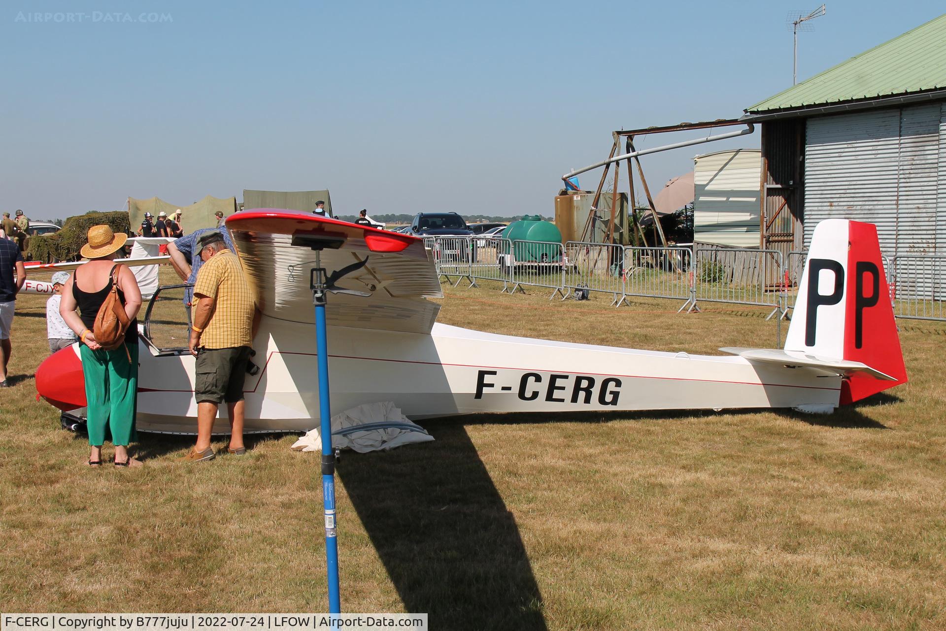 F-CERG, Schleicher Ka-8B C/N 8985, at Saint-Quentin