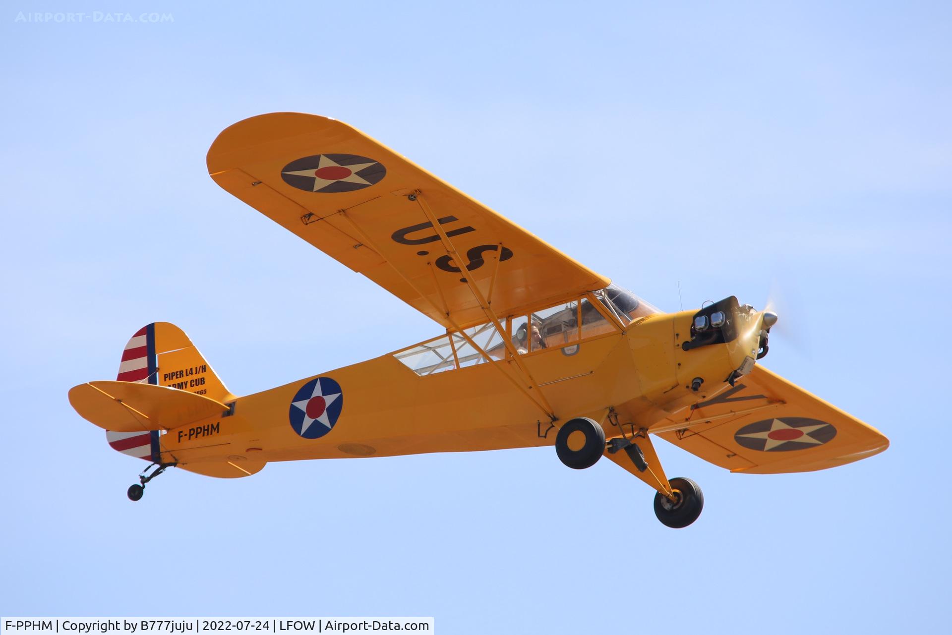 F-PPHM, 1944 Piper L-4H Grasshopper (J3C-65D) C/N 12961, at Saint-Quentin