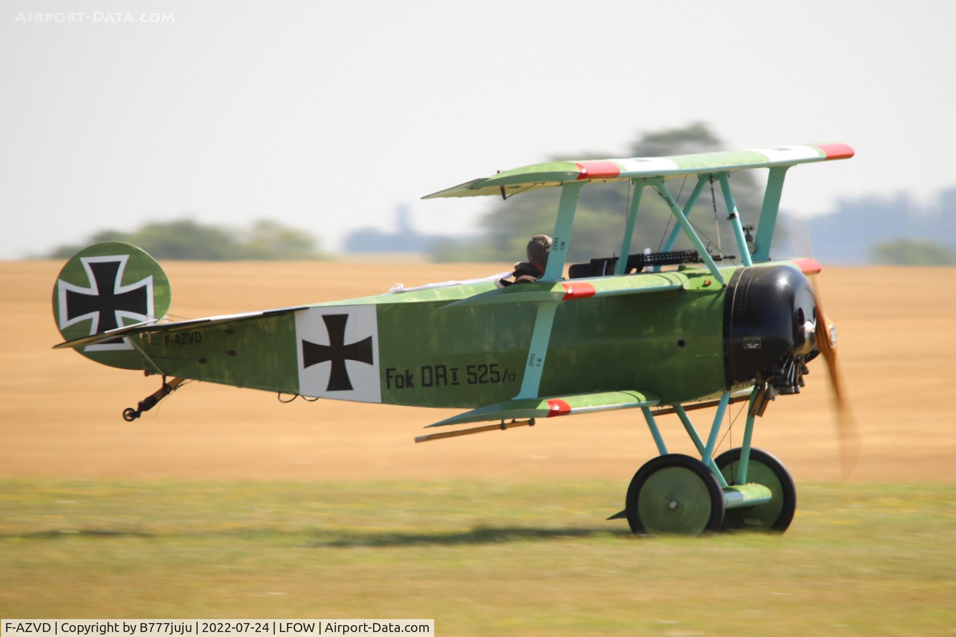 F-AZVD, Fokker Dr-1 Replica C/N 01-CP, at Saint-Quentin