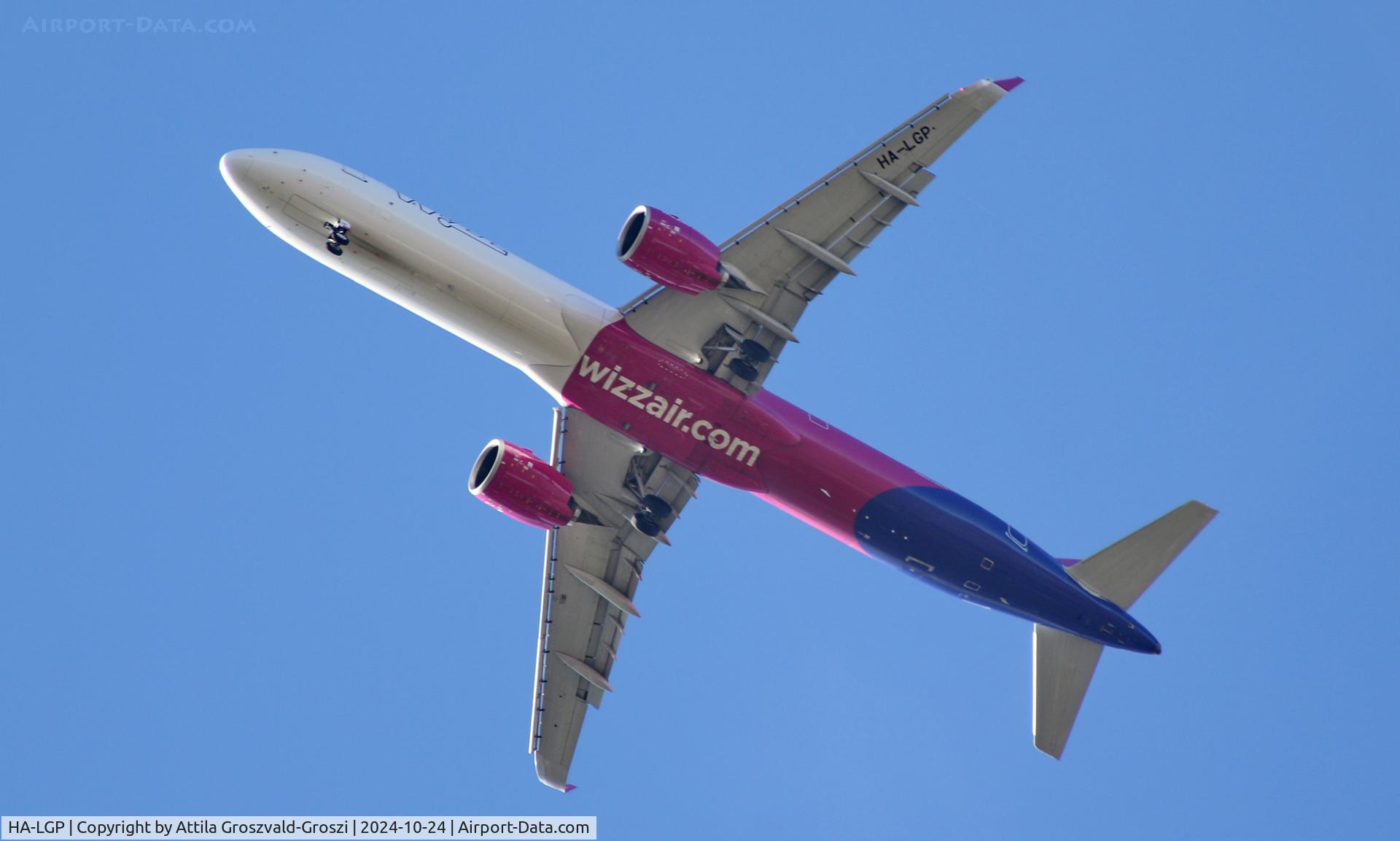 HA-LGP, Airbus 321-271NX C/N 12019, In the airspace of Budapest, Hungary
