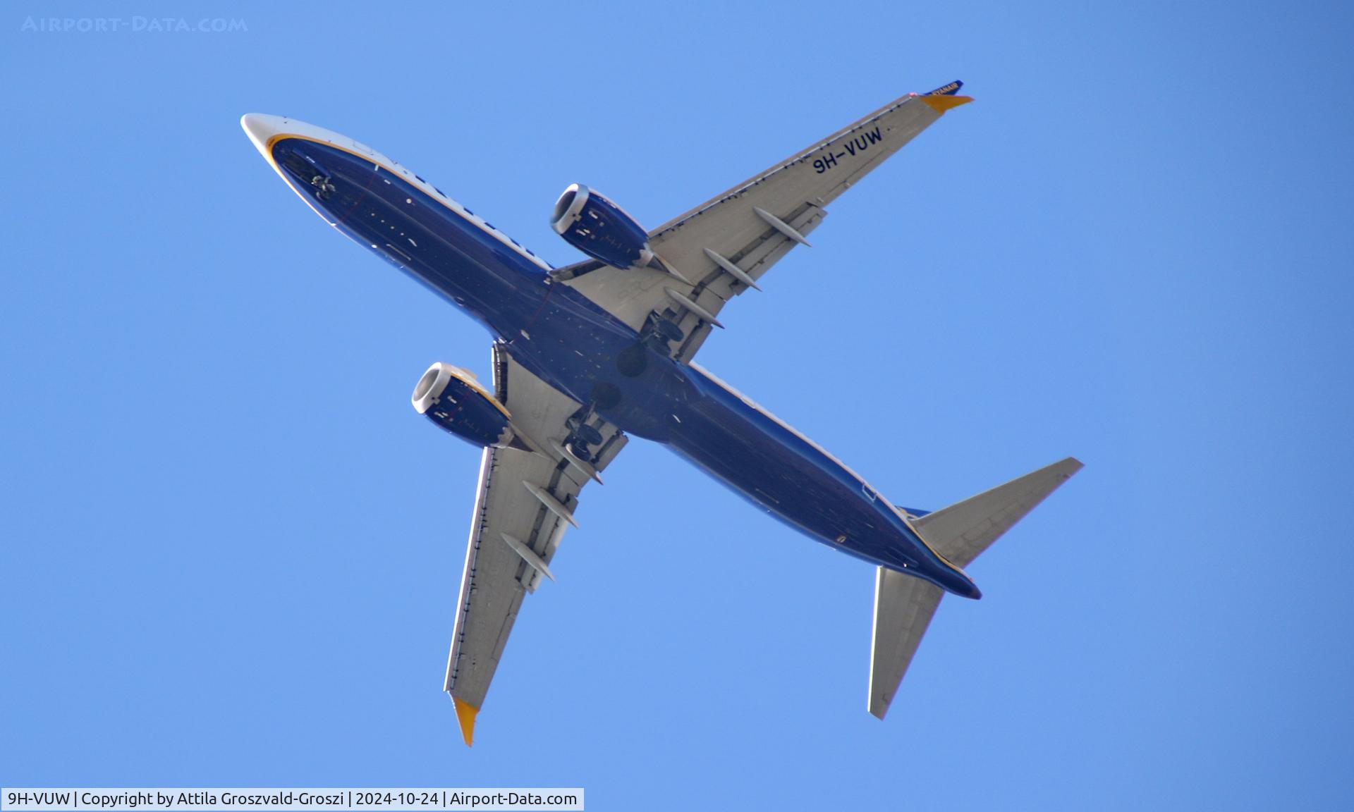9H-VUW, 2022 Boeing 737-8-200 MAX C/N 62338, In the airspace of Budapest, Hungary