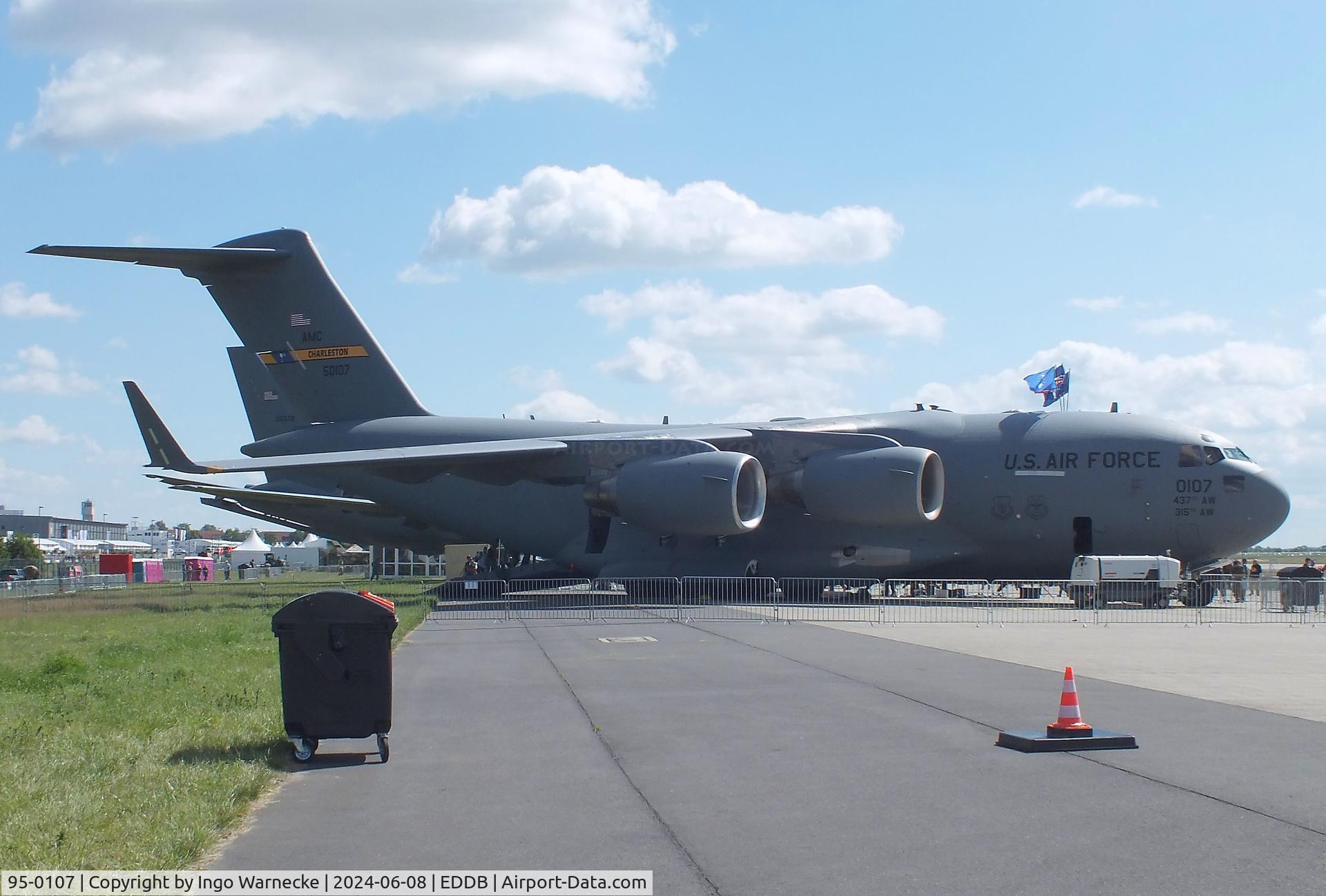 95-0107, 1995 McDonnell Douglas C-17A Globemaster III C/N P-32, McDonnell Douglas C-17A Globemaster III of the USAF at ILA 2024, Berlin