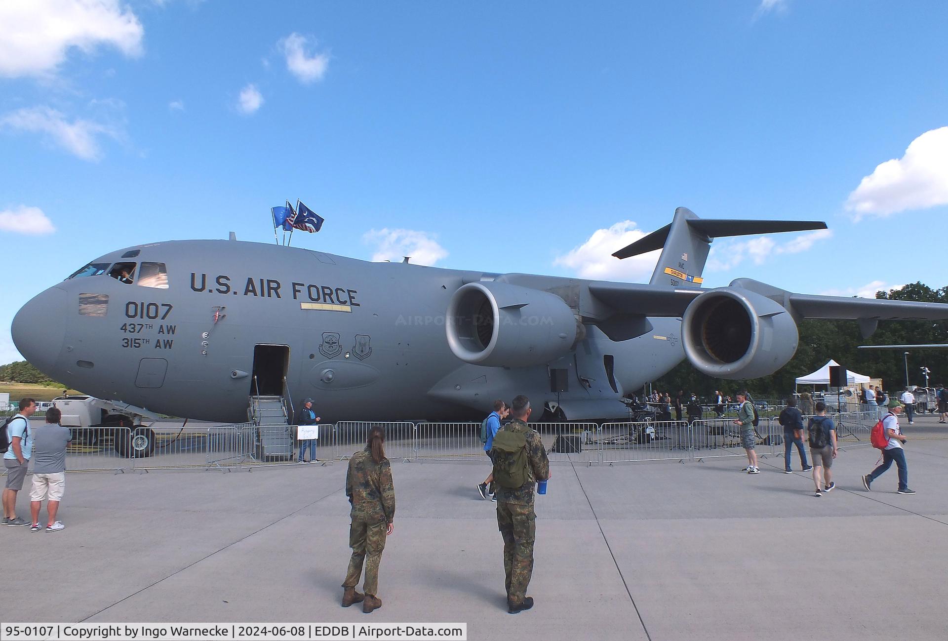 95-0107, 1995 McDonnell Douglas C-17A Globemaster III C/N P-32, McDonnell Douglas C-17A Globemaster III of the USAF at ILA 2024, Berlin