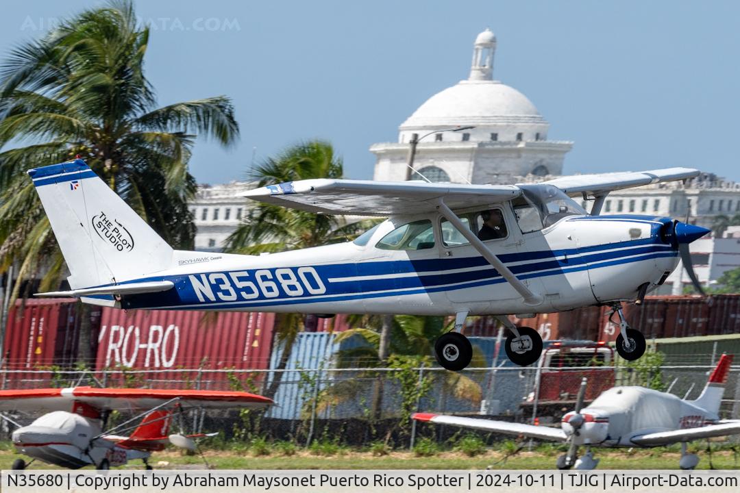 N35680, Cessna 172I C/N 17256905, New on data base