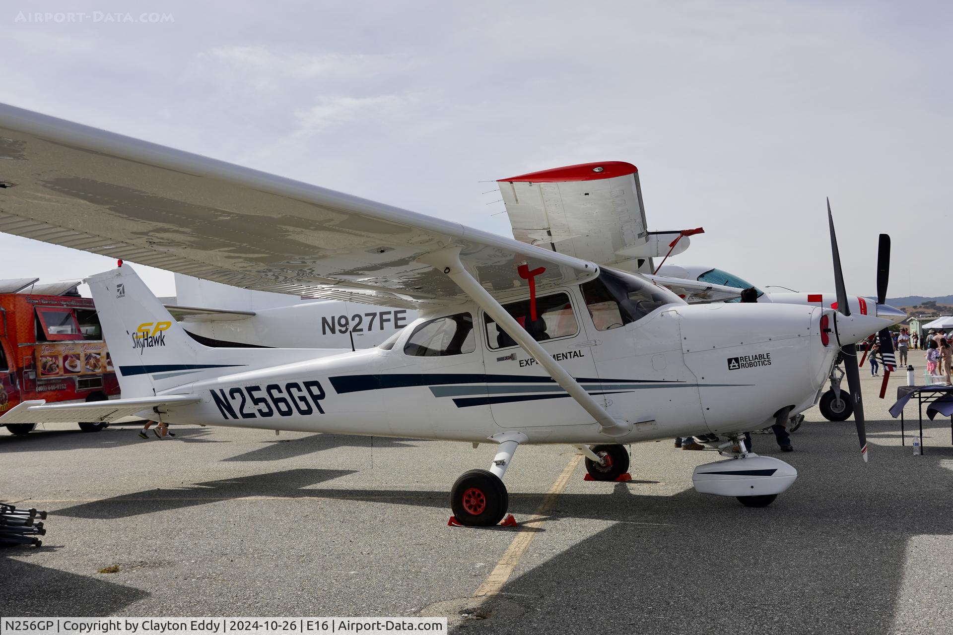 N256GP, 2002 Cessna 172S C/N 172S9256, San Martin airport in California 2024.