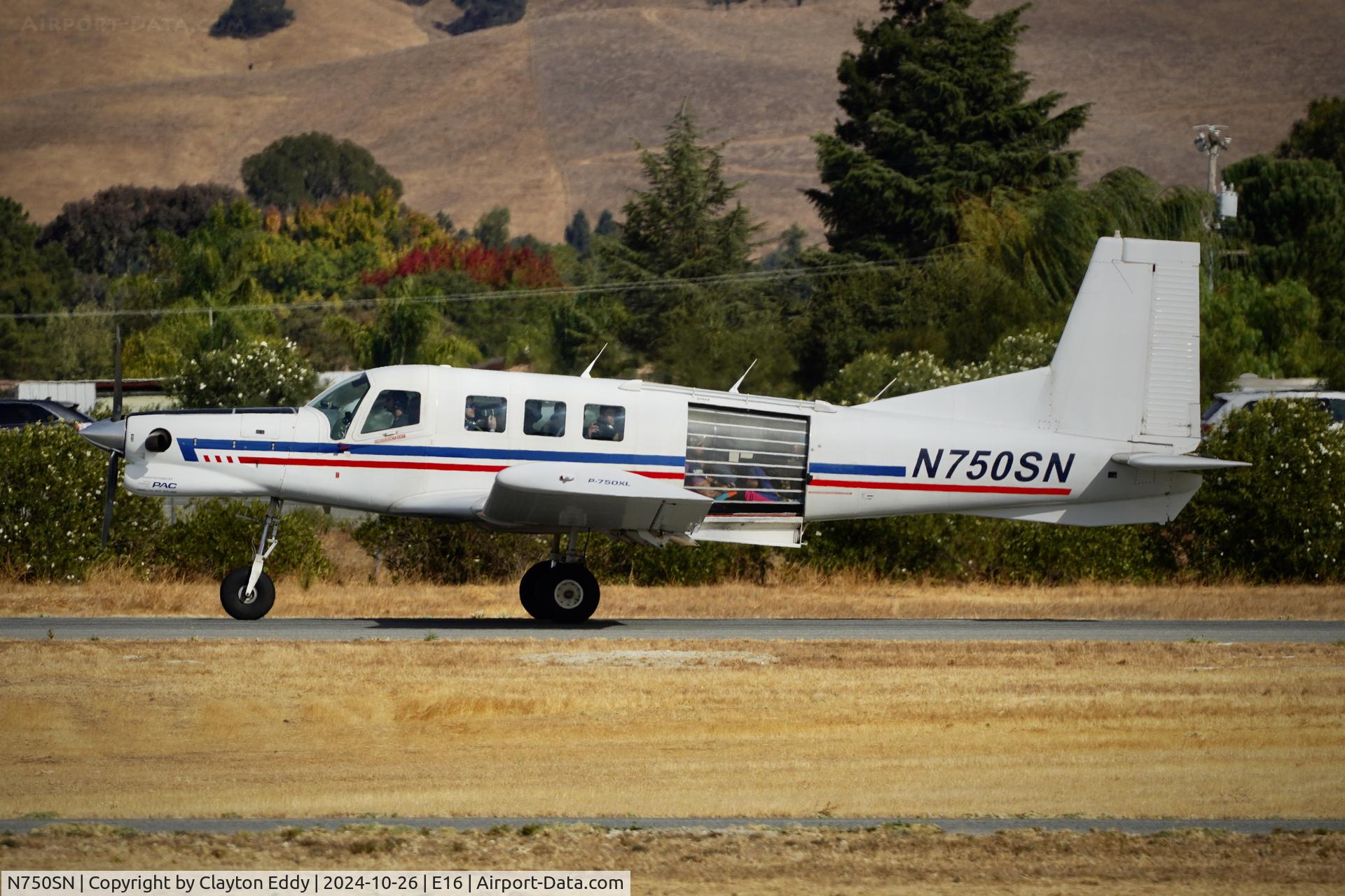 N750SN, 2008 Pacific Aerospace 750XL C/N 142, San Martin airport in California 2024.