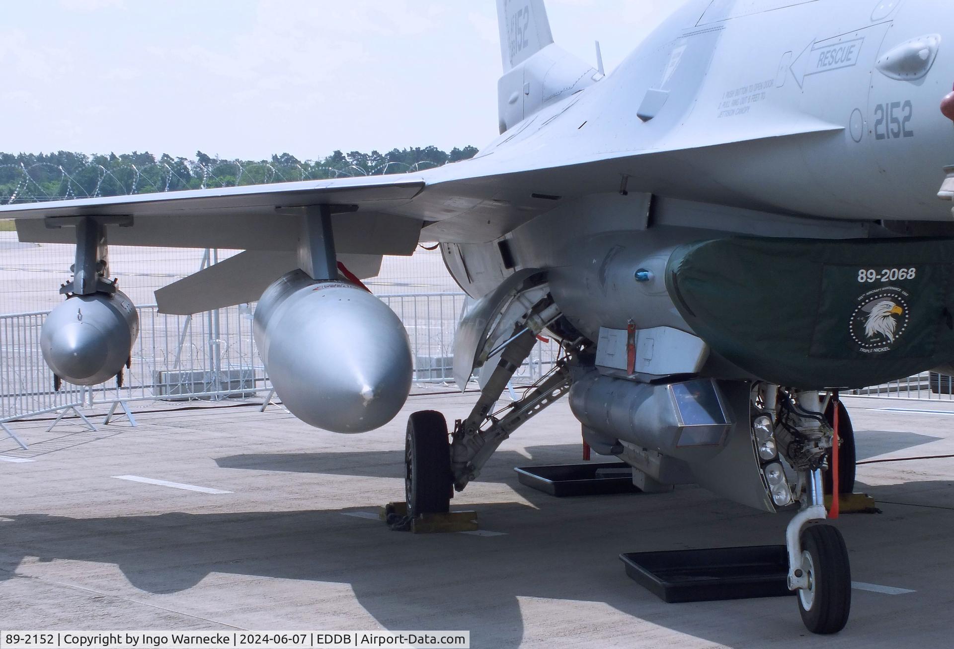 89-2152, General Dynamics F-16DM Fighting Falcon C/N 1C-305, General Dynamics F-16C Fighting Falcon of the USAF at ILA 2024, Berlin