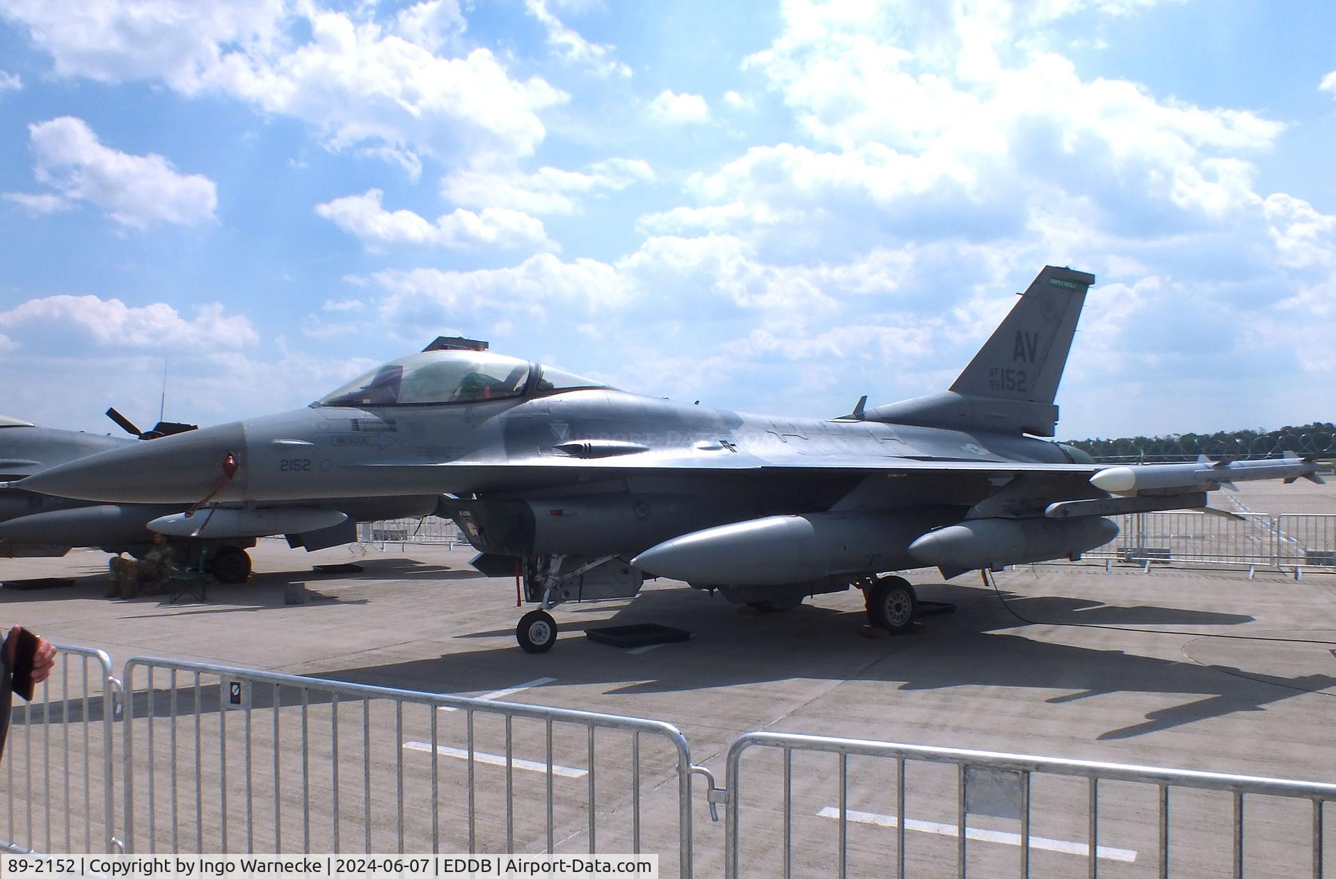 89-2152, General Dynamics F-16DM Fighting Falcon C/N 1C-305, General Dynamics F-16C Fighting Falcon of the USAF at ILA 2024, Berlin