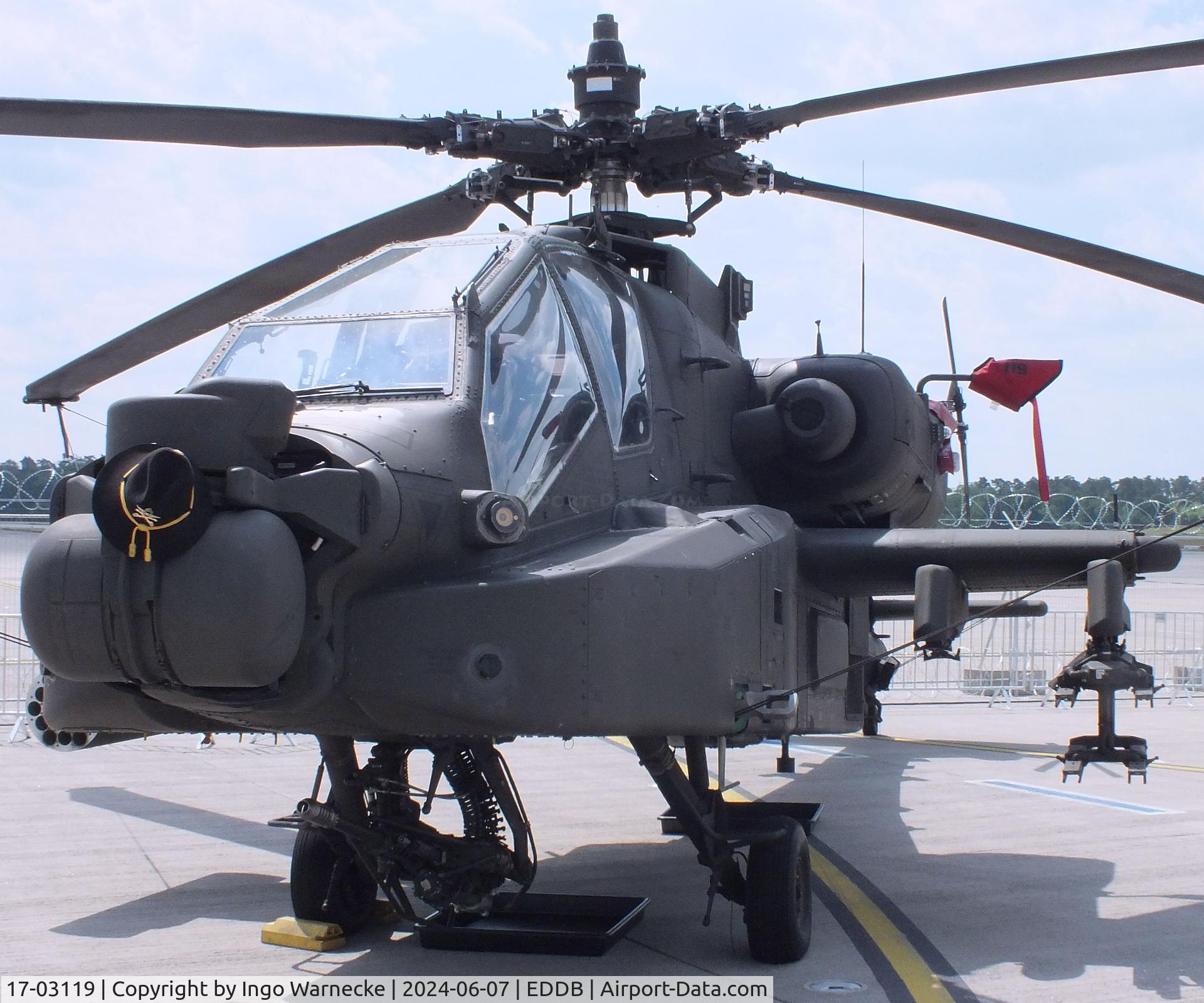 17-03119, 2017 Boeing AH-64E Apache Guardian C/N MM119, Boeing AH-64E Apache Guardian of the US Army at ILA 2024, Berlin