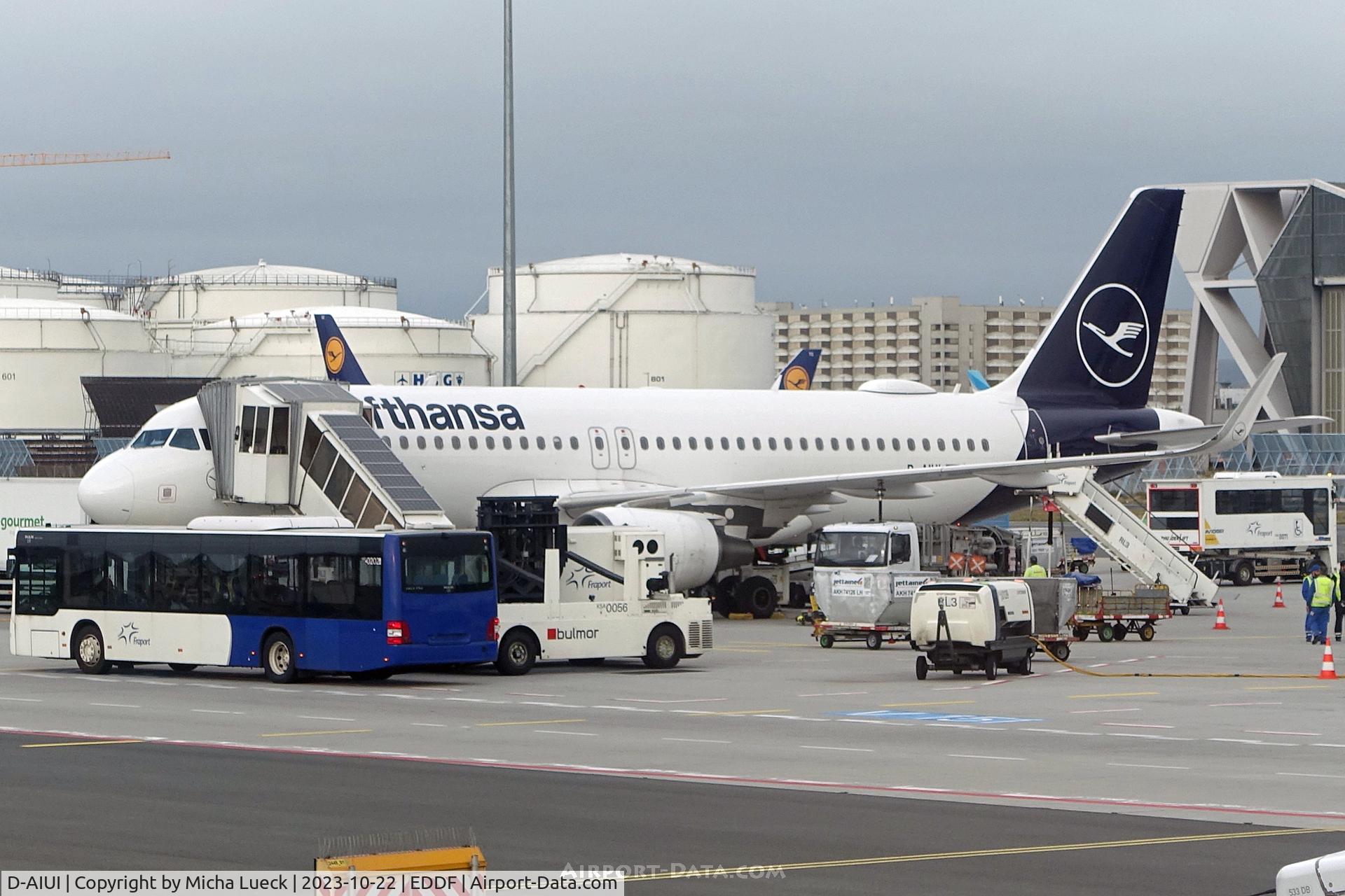 D-AIUI, 2014 Airbus A320-214 C/N 6265, At Frankfurt