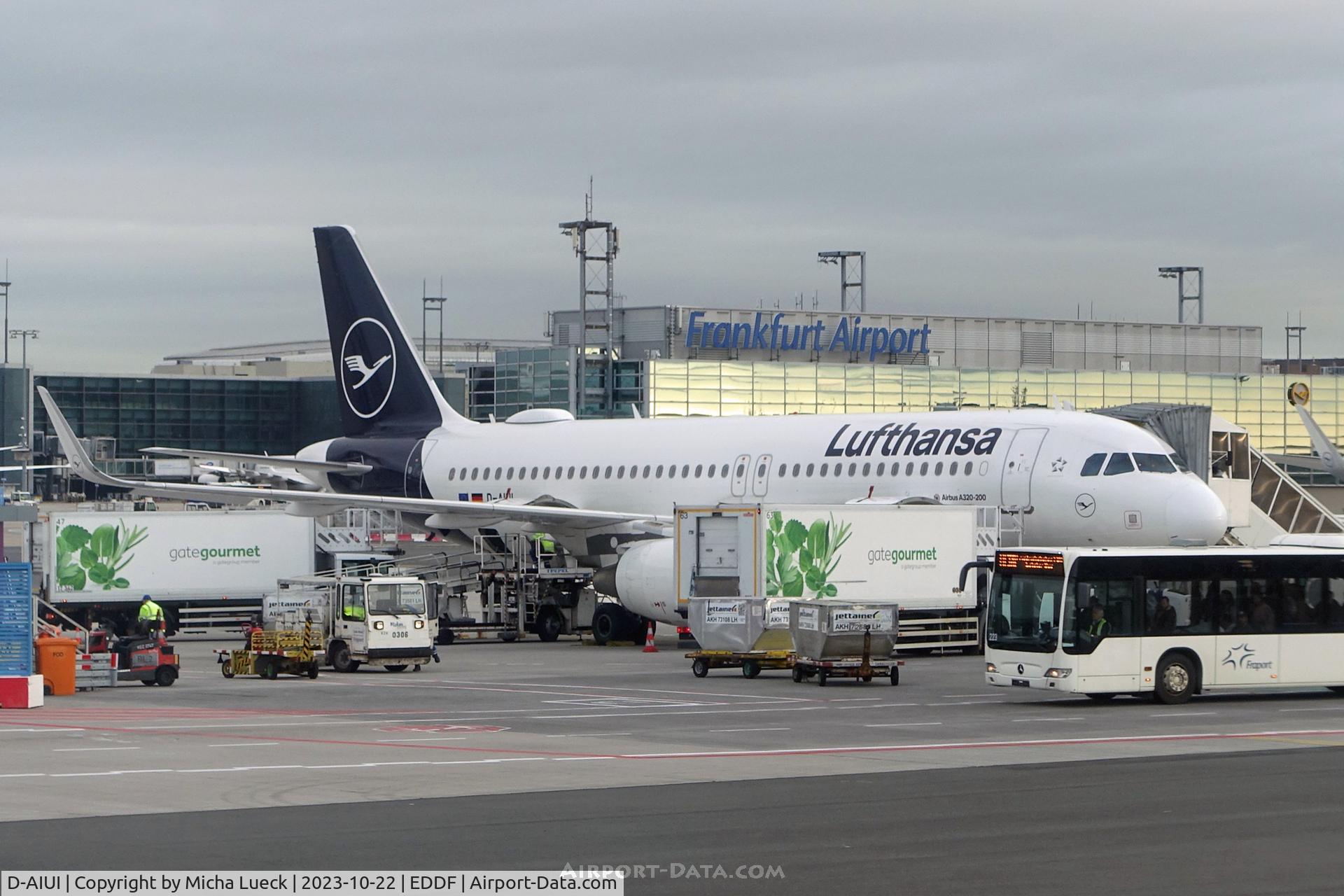 D-AIUI, 2014 Airbus A320-214 C/N 6265, At Frankfurt
