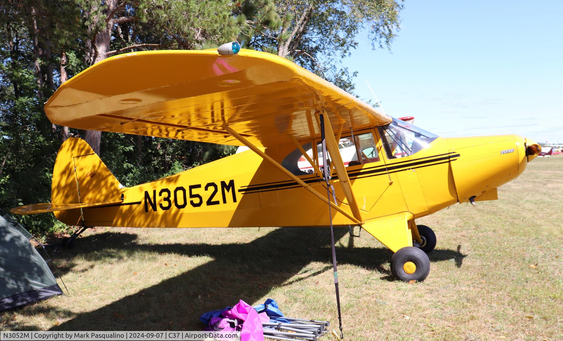 N3052M, 1947 Piper PA-12 Super Cruiser C/N 12-1742, Piper PA-12