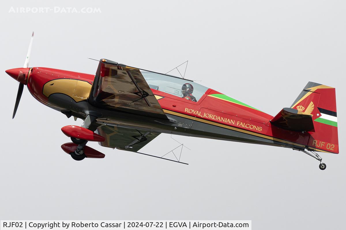 RJF02, 2018 Extra EA-300LC C/N LC070, RIAT 24