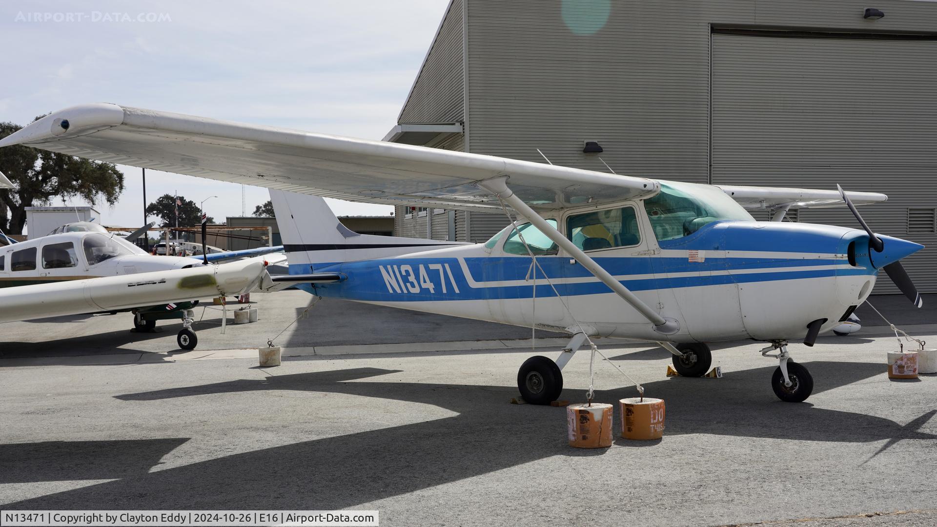 N13471, 1973 Cessna 172M C/N 17262774, San Martin airport in California 2024.
