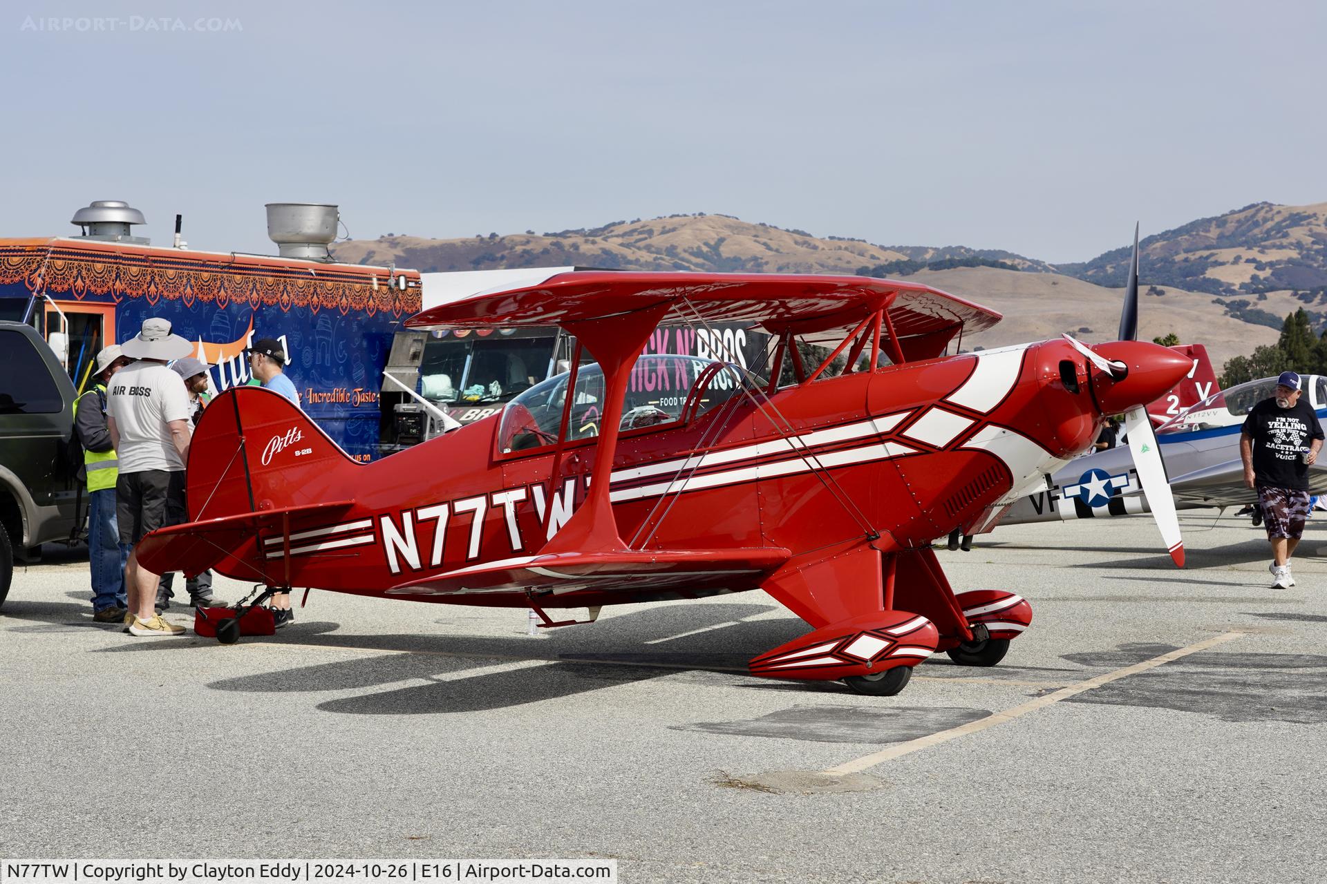 N77TW, 1989 Christen Pitts S-2B Special C/N 5160, San Martin airport in California 2024.