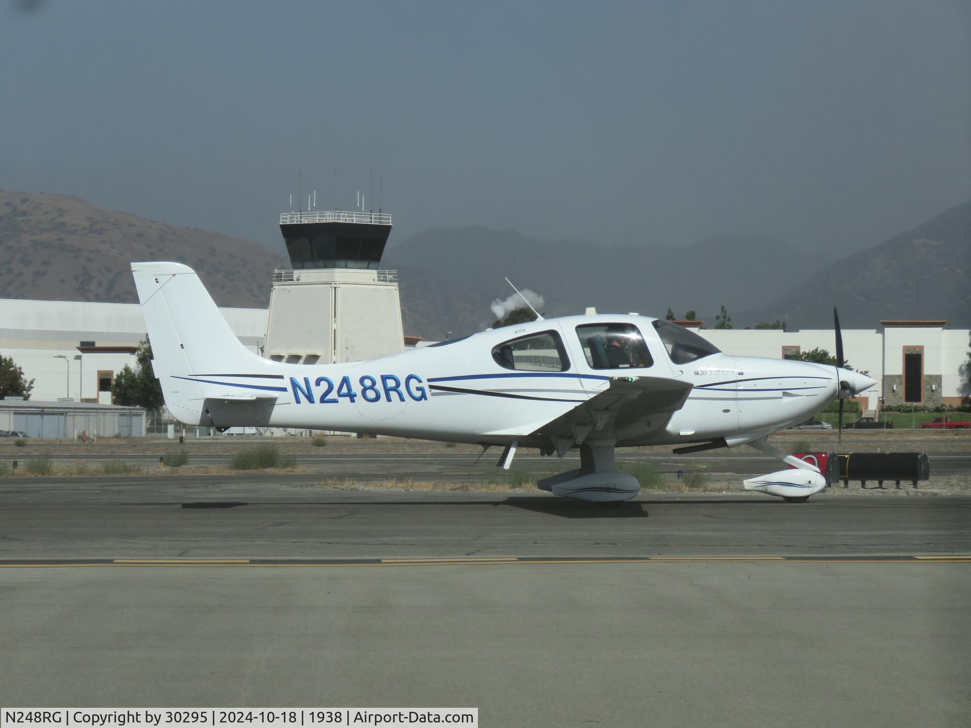 N248RG, 2015 Cirrus SR20 C/N 2277, Taxing
