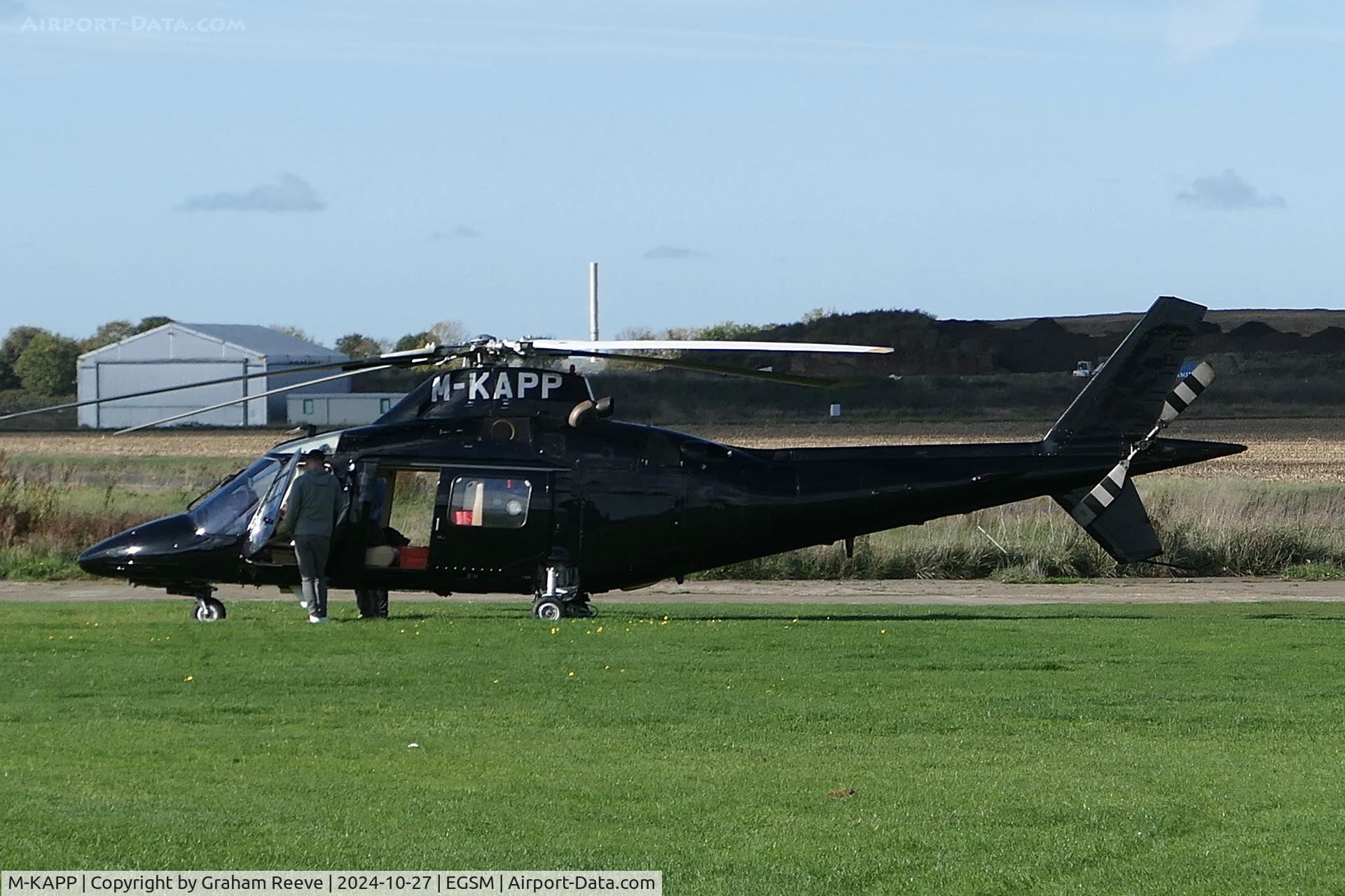 M-KAPP, 1995 Agusta A-109C C/N 7630, Just landed at Beccles.