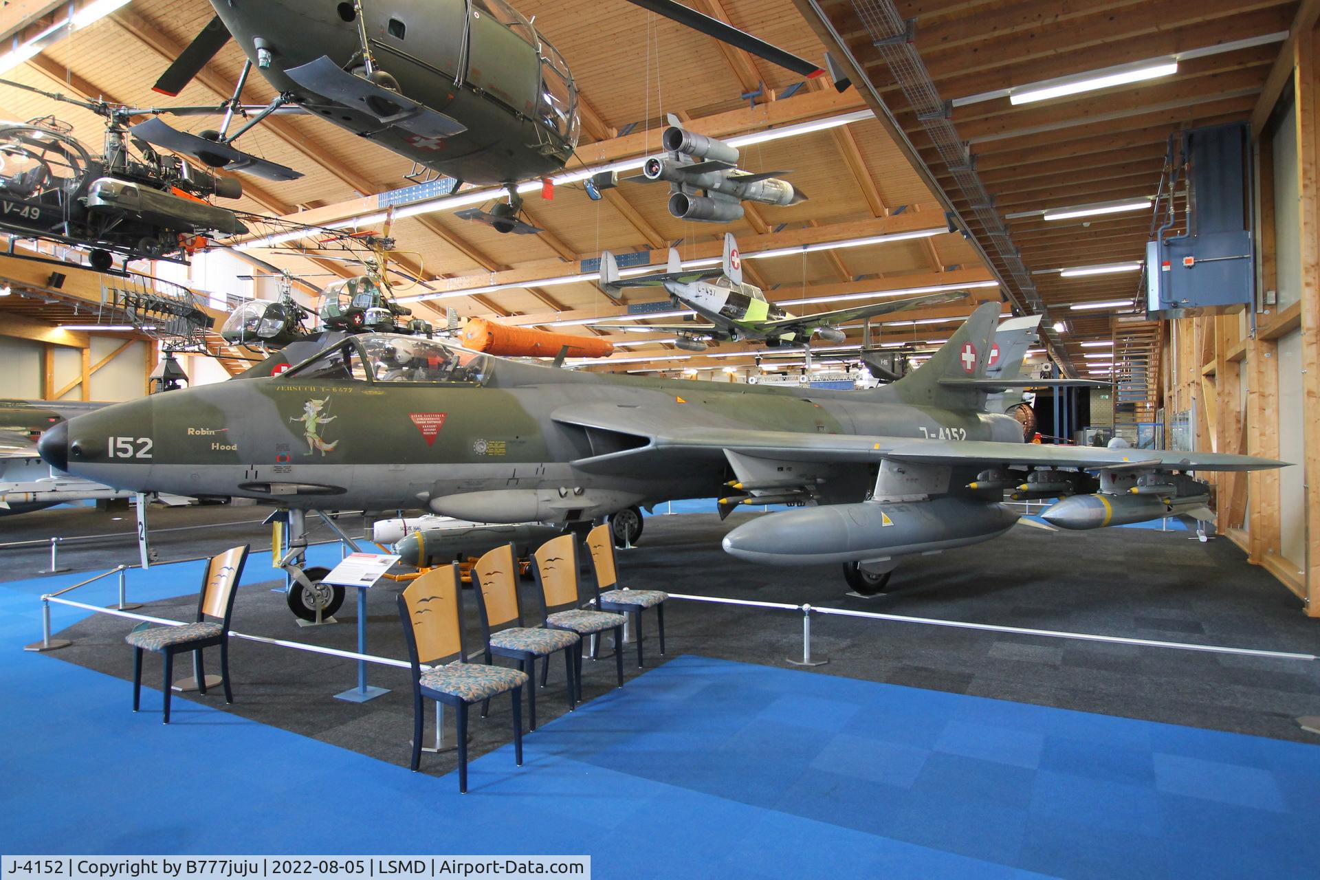 J-4152, Hawker Hunter F.58A C/N 41H-670683, at Air Force Center Dübendorf