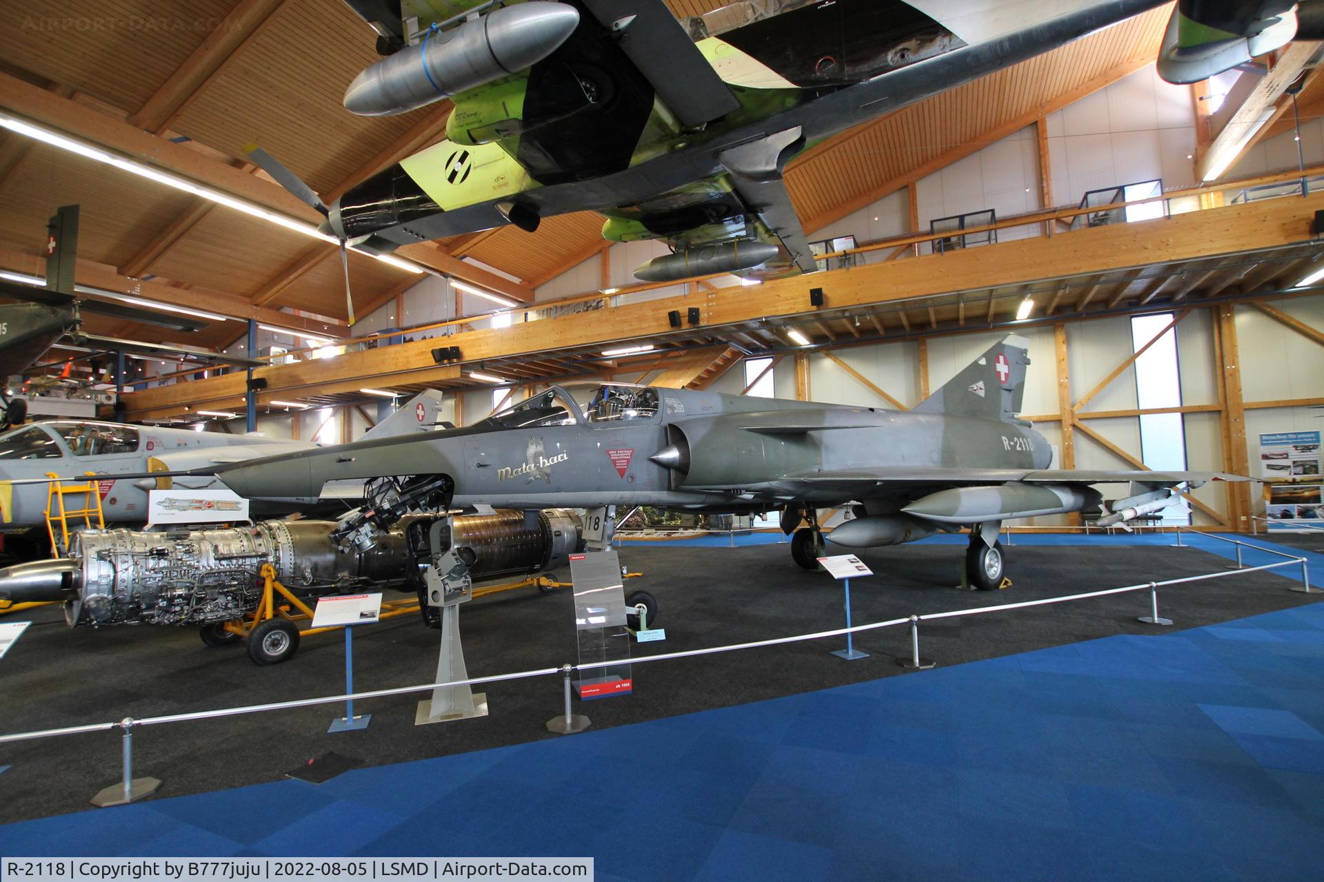 R-2118, Dassault Mirage IIIRS C/N 17-26-150/1038, at Air Force Center Dübendorf