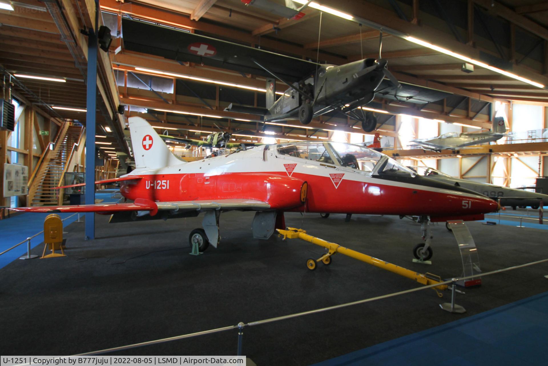 U-1251, British Aerospace Hawk T.66 C/N SW001/336, at Air Force Center Dübendorf