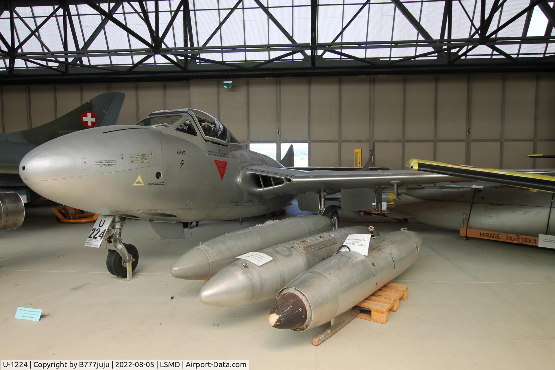 U-1224, De Havilland (F+W Emmen) Vampire T55 (DH-115) C/N 984, at Air Force Center Dübendorf