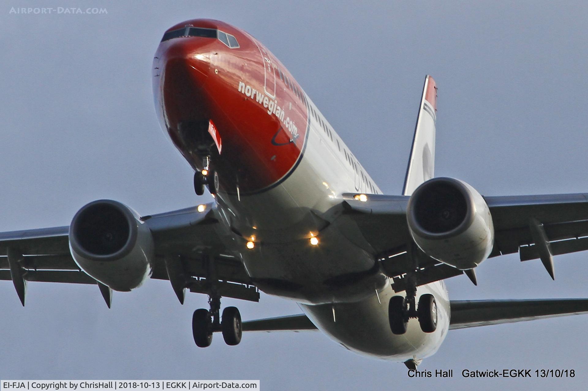 EI-FJA, 2012 Boeing 737-8JP C/N 39419, Gatwick