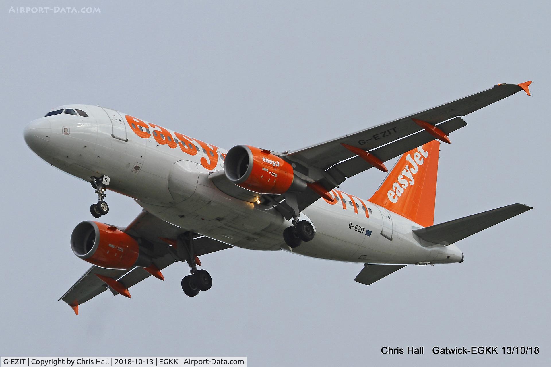 G-EZIT, 2005 Airbus A319-111 C/N 2538, Gatwick