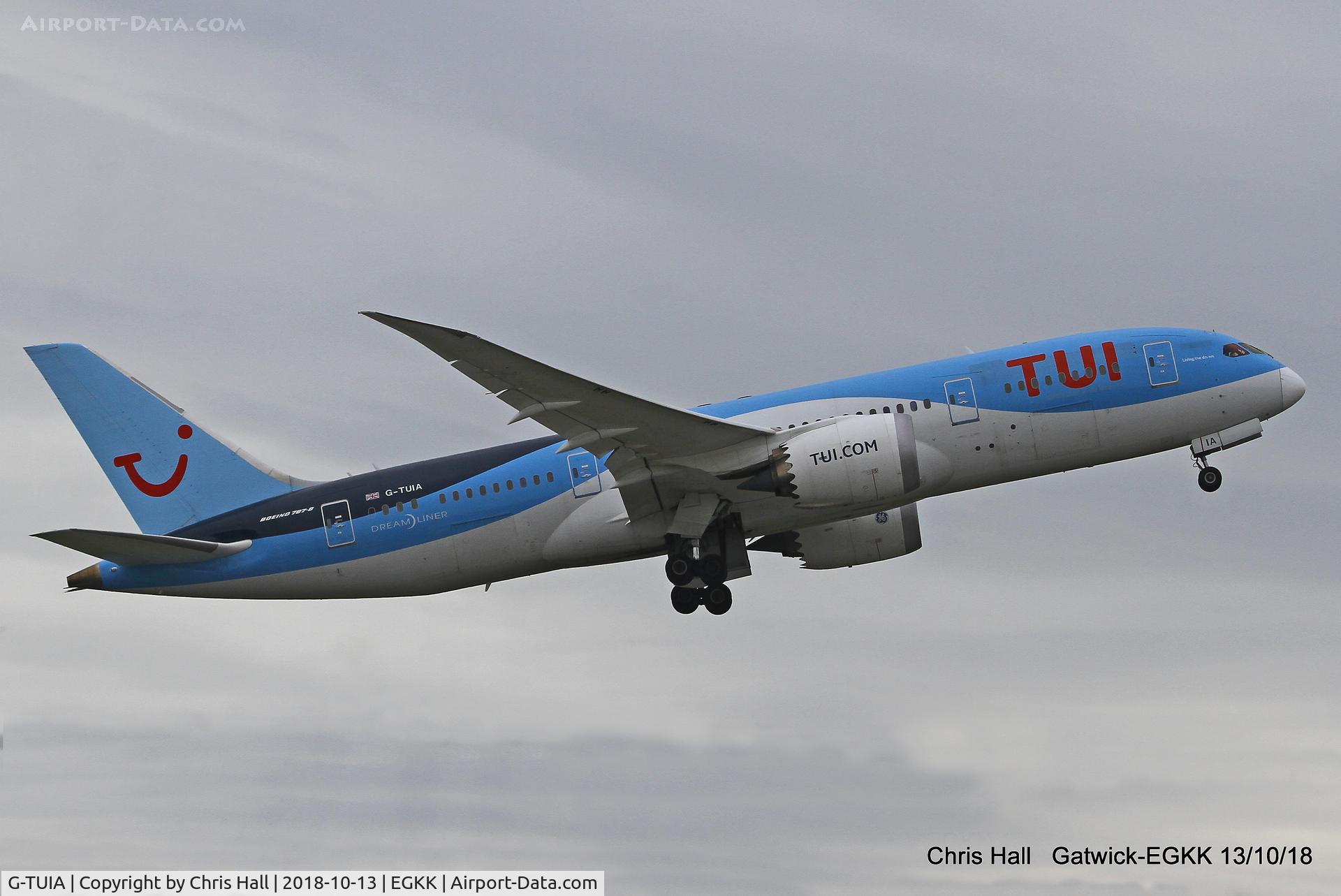 G-TUIA, 2013 Boeing 787-8 Dreamliner C/N 34422, Gatwick