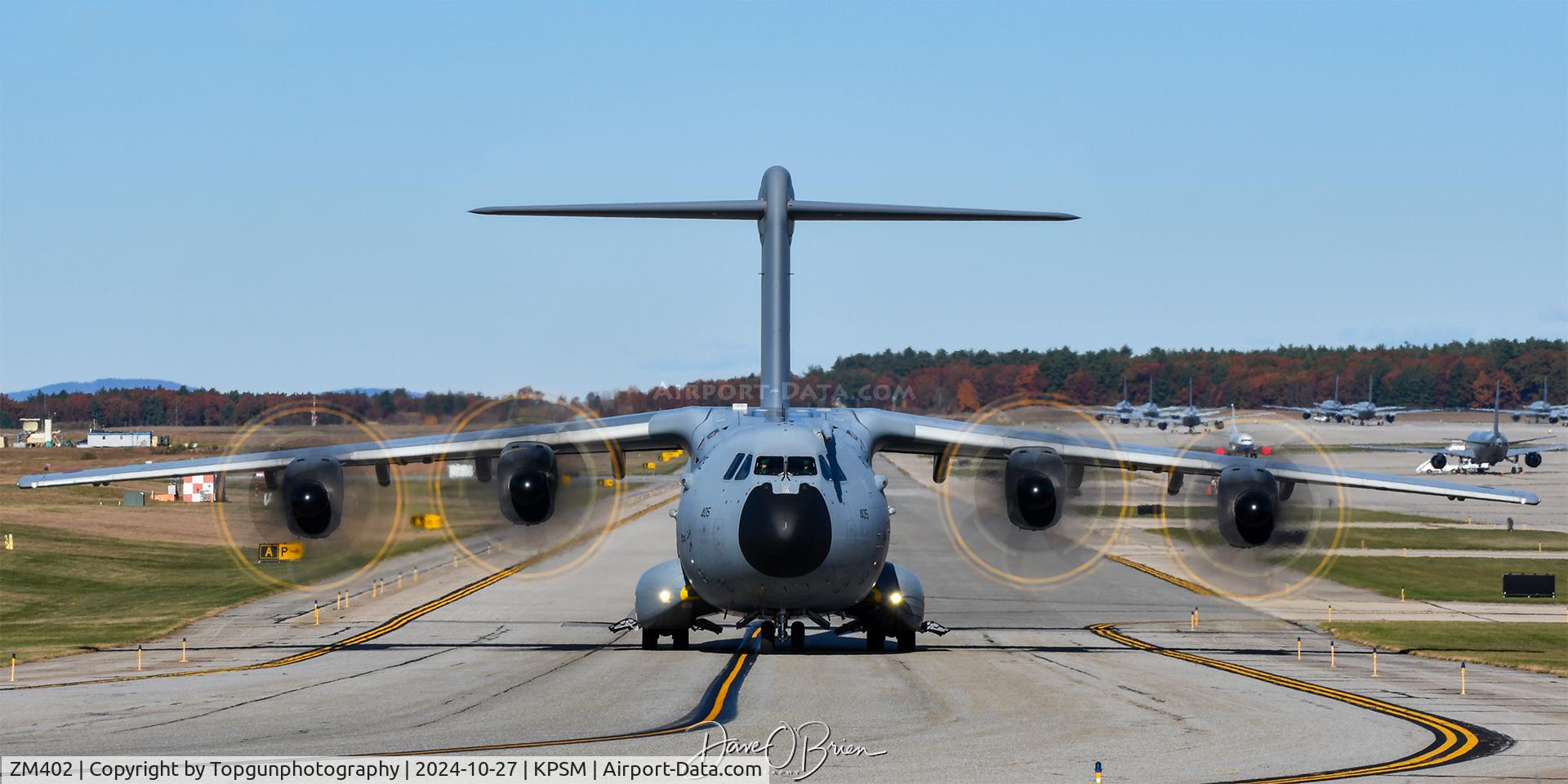 ZM402, 2014 Airbus A400M Atlas C.1 C/N 017, ASCOT4213 taxiing up to RW34