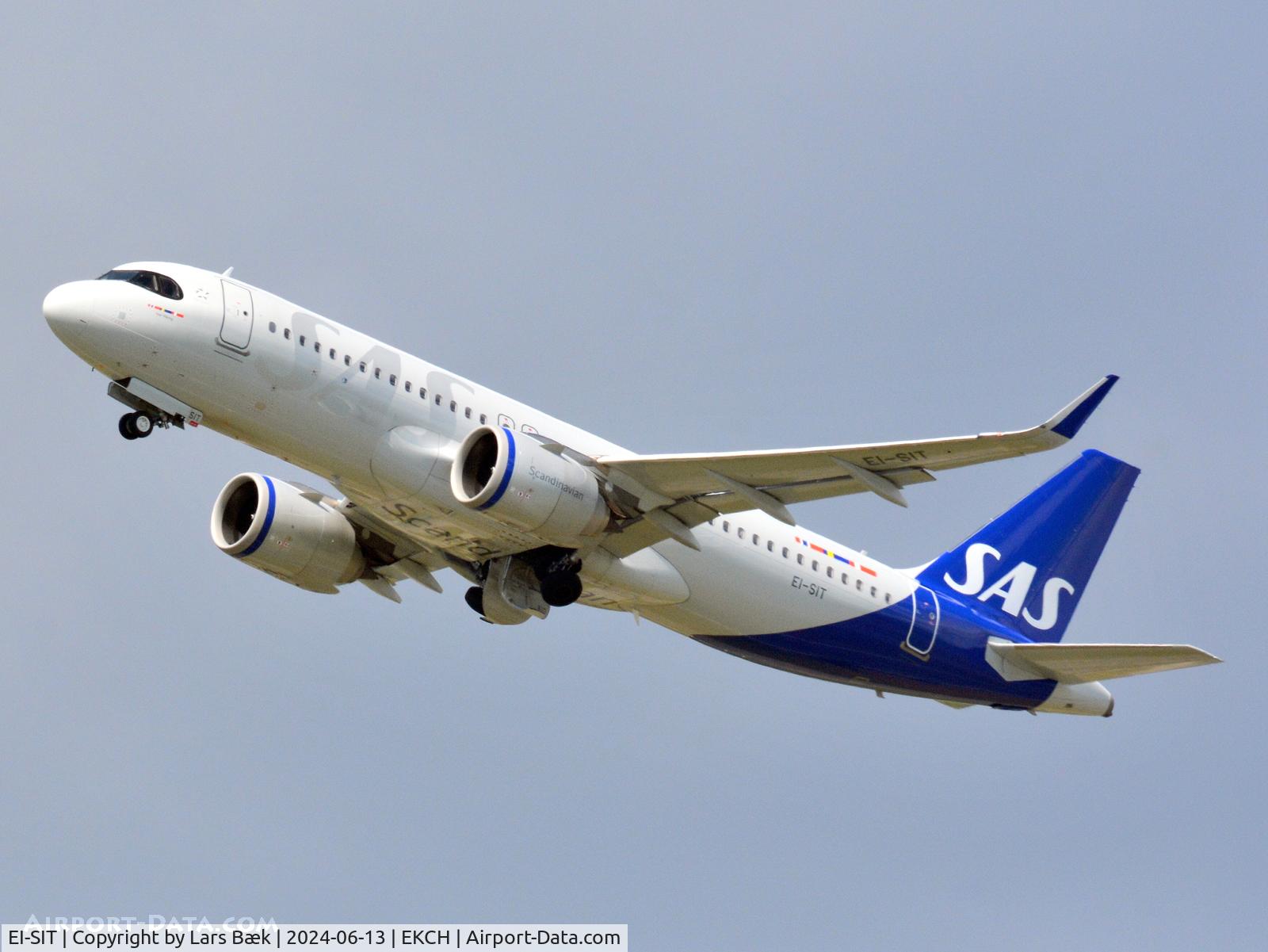 EI-SIT, 2022 Airbus A320-251N C/N 10937, RWY22R