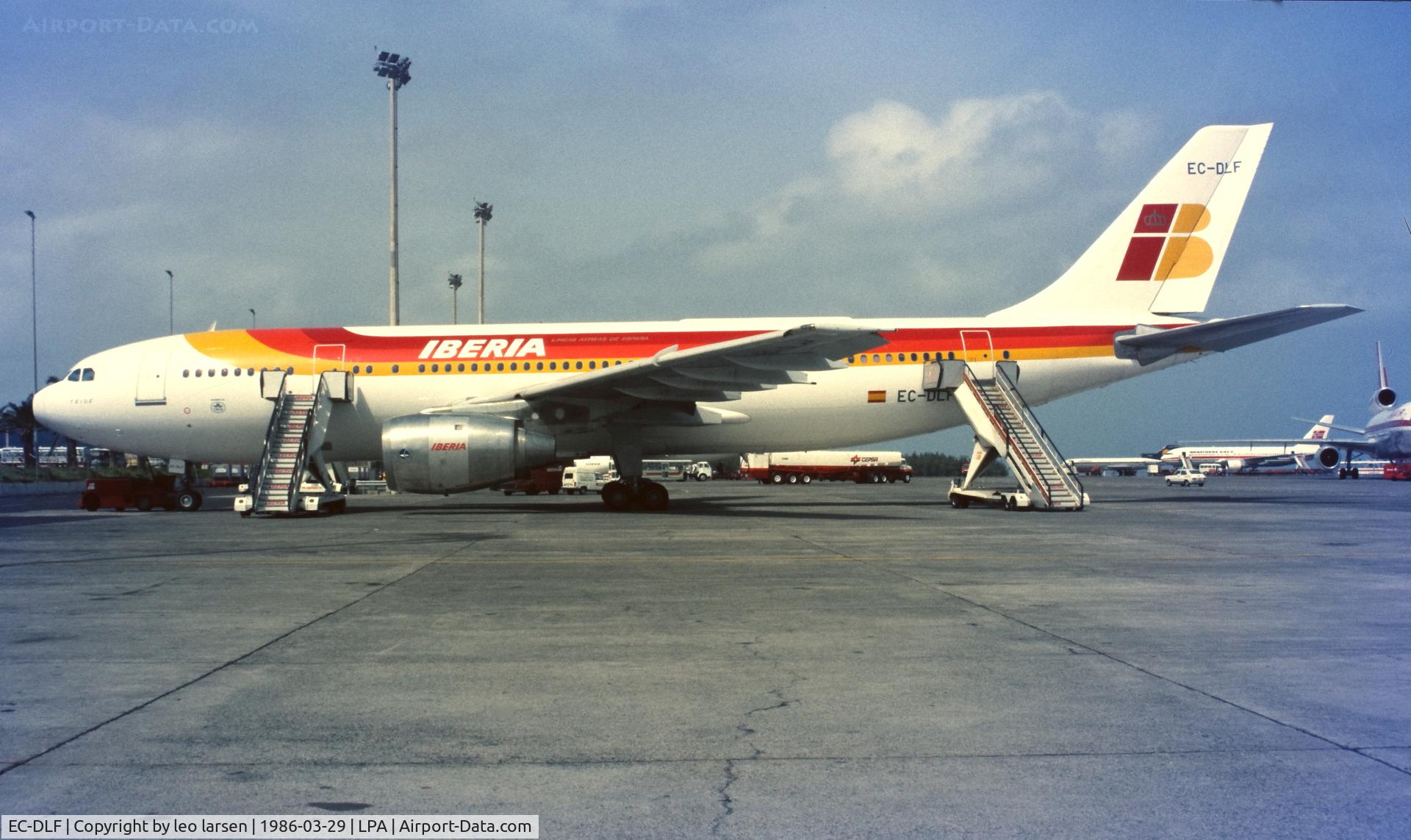 EC-DLF, 1981 Airbus A300B4-120 C/N 133, Las Palmas 29.3.1986