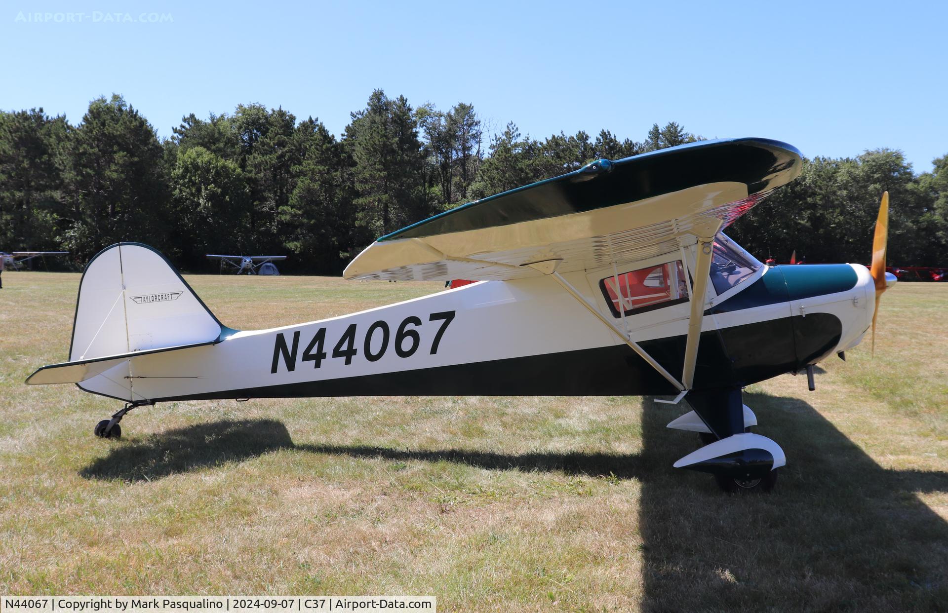 N44067, 1946 Taylorcraft BC12-D C/N 9867, Taylorcraft BC12-D