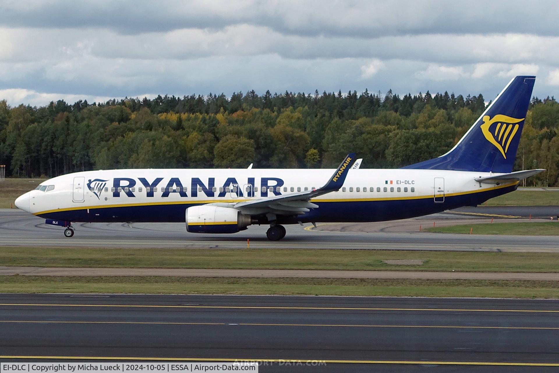 EI-DLC, 2005 Boeing 737-8AS C/N 33586, At Arlanda