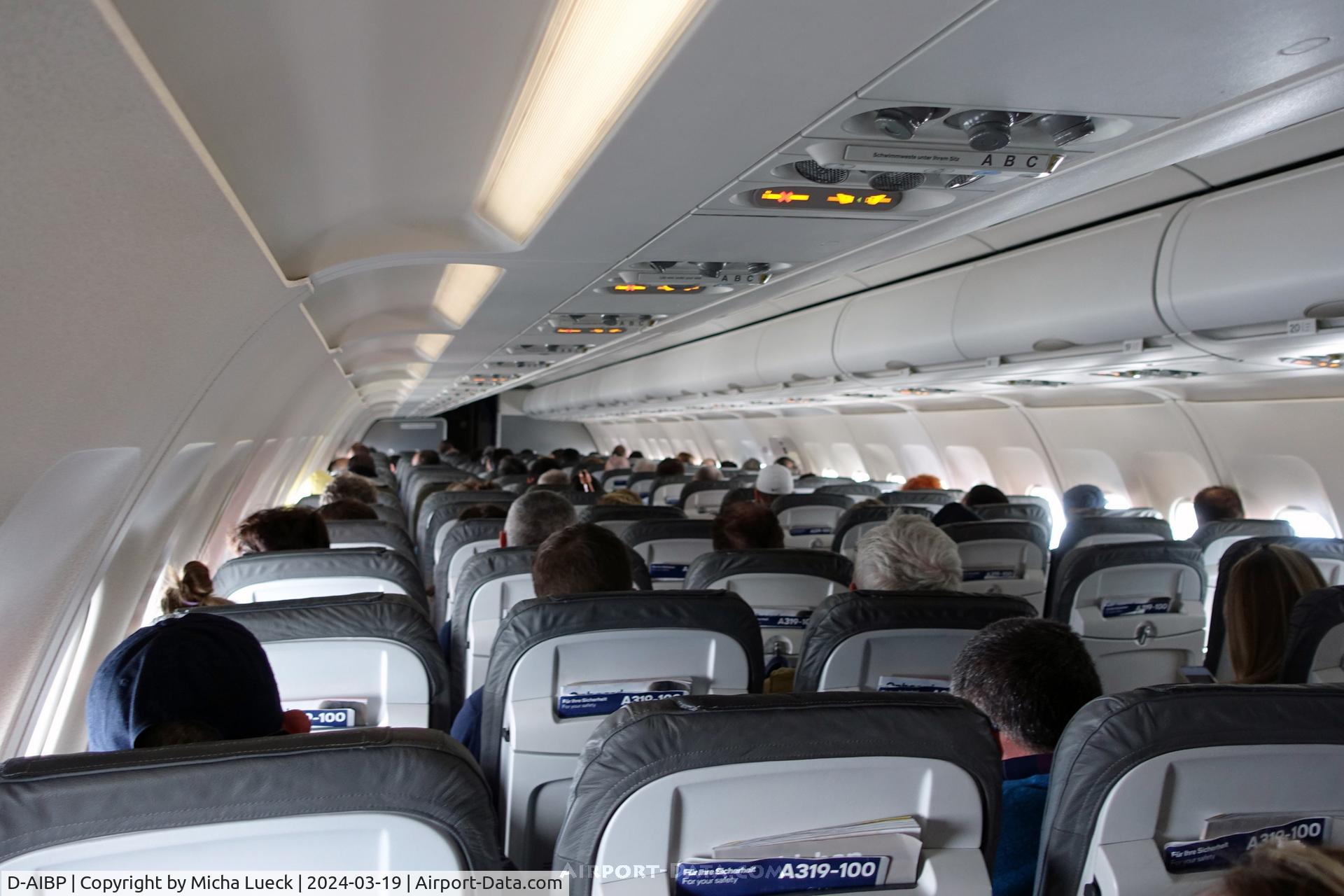 D-AIBP, 2005 Airbus A319-112 C/N 2547, A pretty full flight today