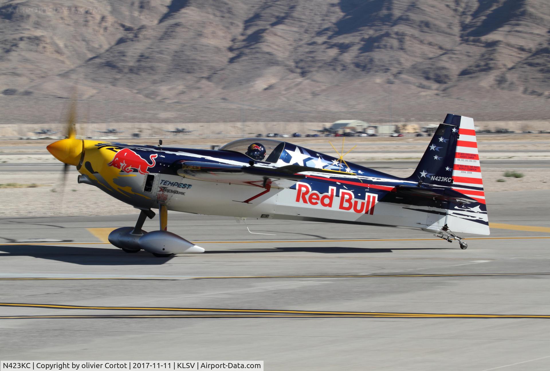 N423KC, 2009 Zivko Edge 540 C/N 0044, 2017 airshow
