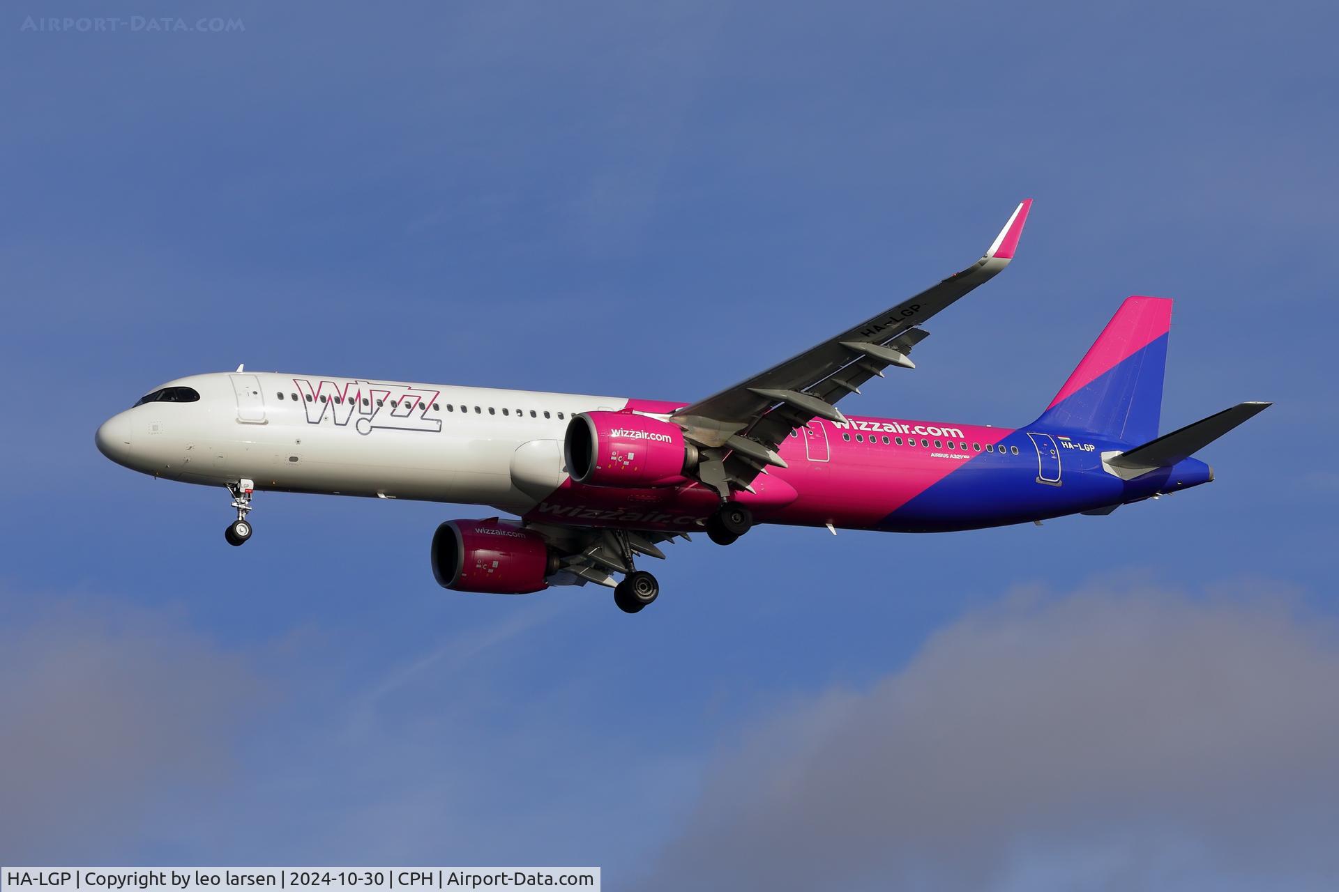 HA-LGP, Airbus 321-271NX C/N 12019, Copenhagen 30.10.2024 L/D R-30